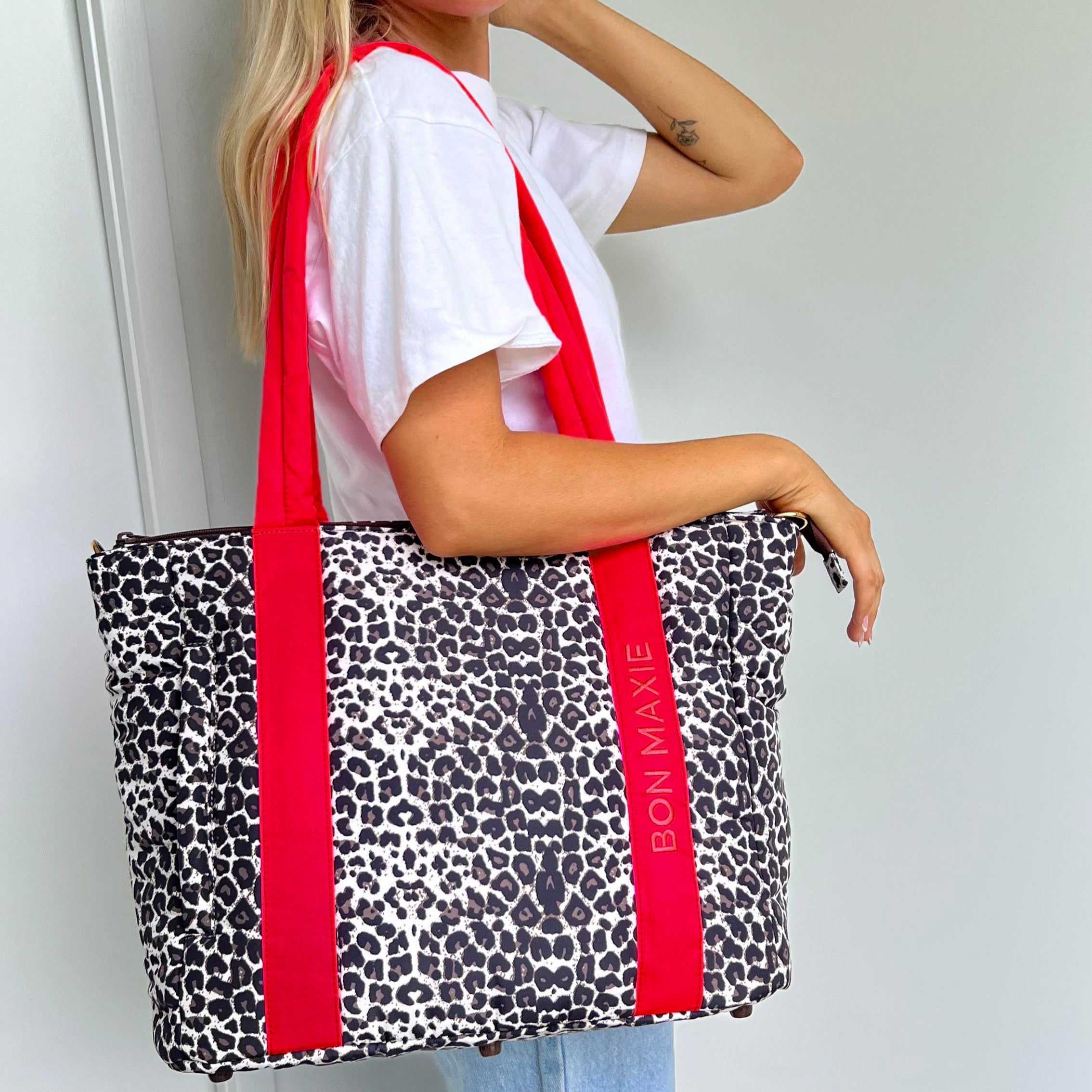 Stylish Leopard Print Red Tote Bag for Women - Fashionable Everyday Shoulder Bag for Work, Shopping & Travel