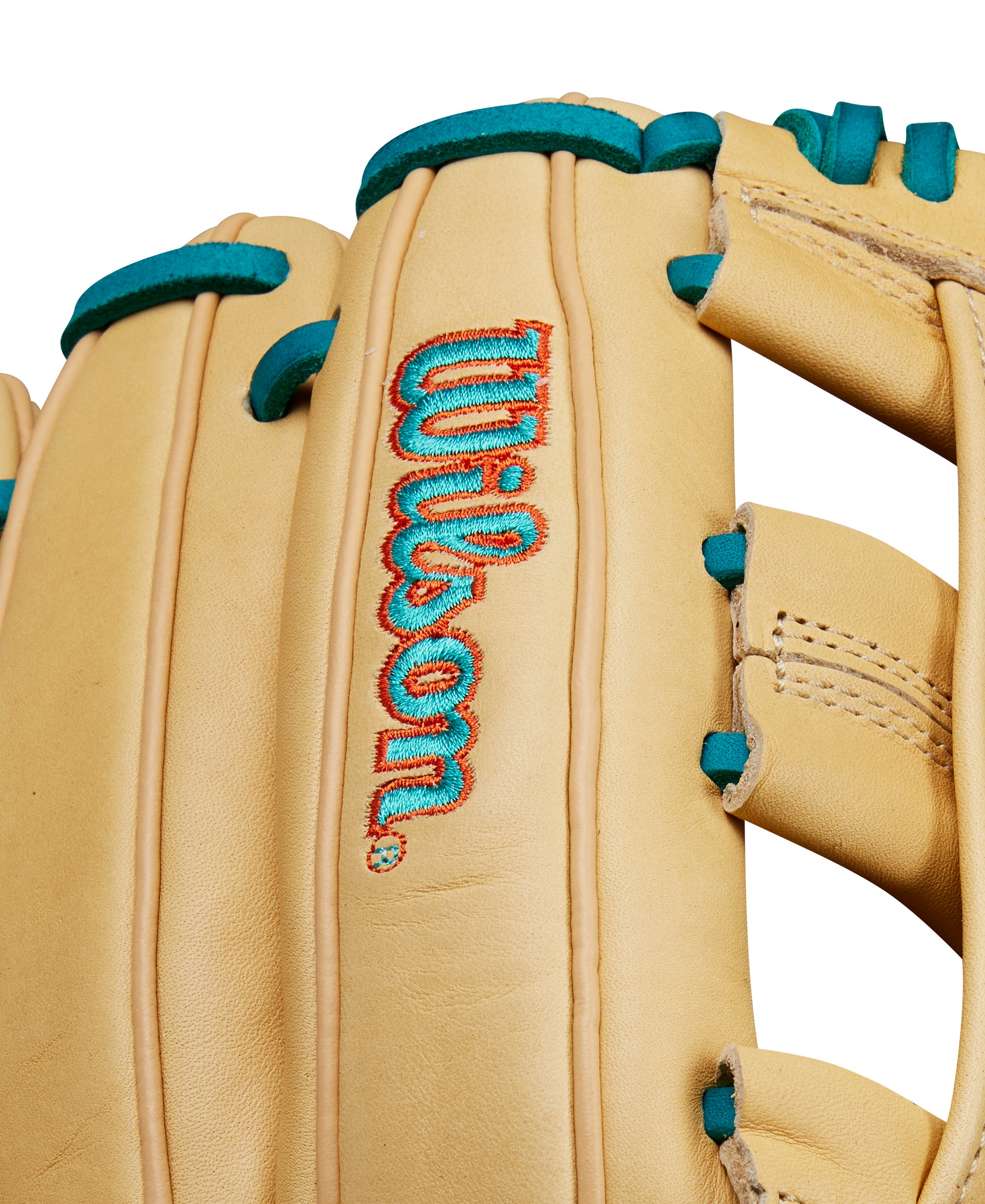Wilson A1000 DW5 Premium Infield Baseball Glove 12