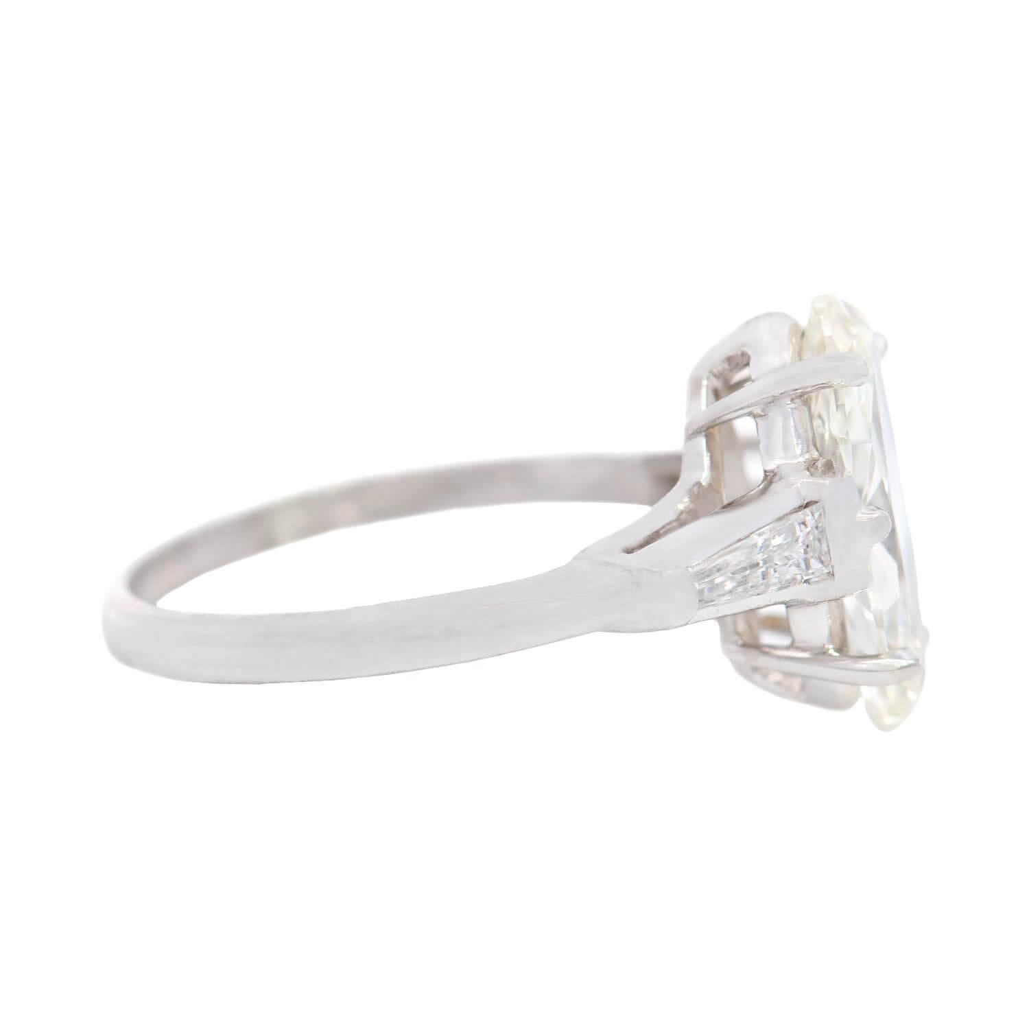 Vintage Platinum Oval-Cut Diamond Engagement Ring 2.13 Carat - Perfect for Proposals, Anniversaries & Special Occasions