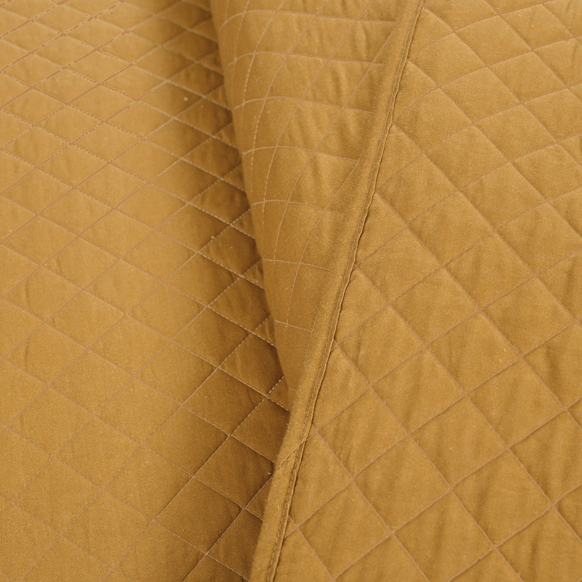 Ava Diamond Oversized Cotton Quilt Set - King Size Bedding with Soft Breathable Fabric for All Seasons | Perfect for Master Bedroom, Guest Room & Cozy Home Decor