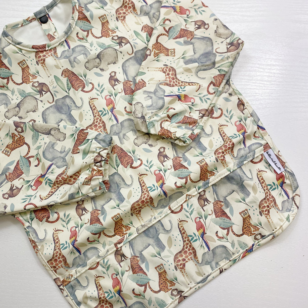 Long Sleeved Baby Bib with Jungle Animals Print - Soft & Waterproof Feeding Bib for Infants & Toddlers - Perfect for Mealtime, Messy Play & Outdoor Activities