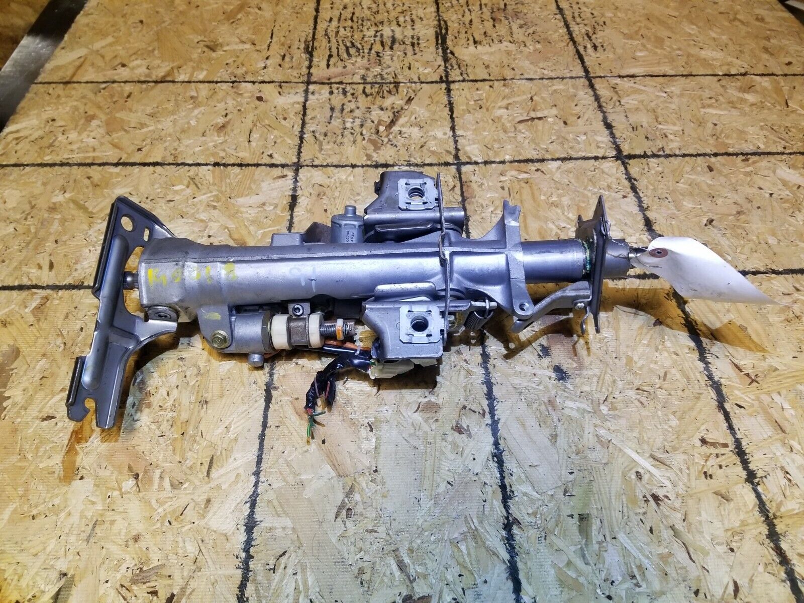 2005 Infiniti G35 AWD Steering Column with Motors - OEM Replacement Part - Perfect for DIY Repairs & Vehicle Maintenance