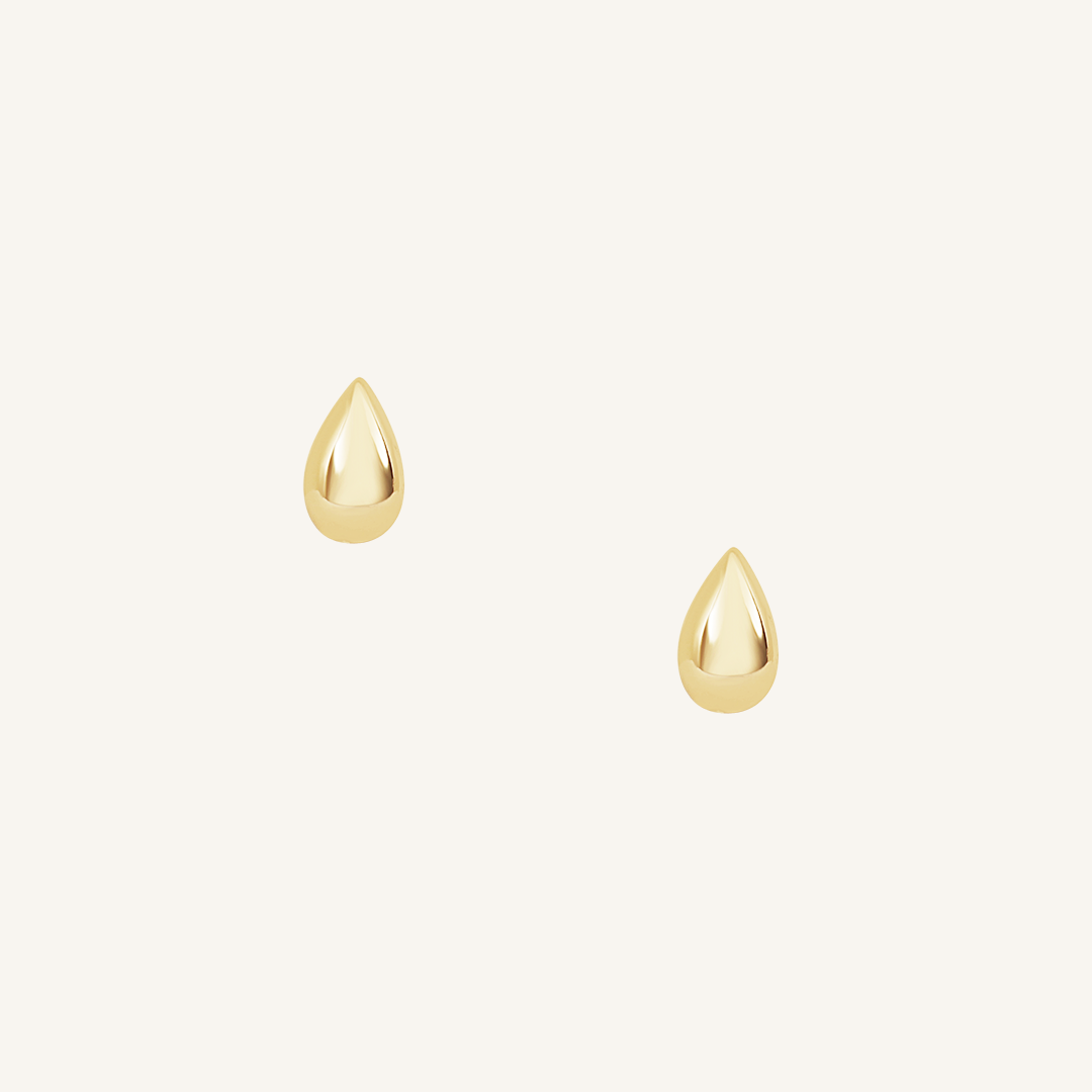 Calla Stud Earrings for Women - Elegant Floral Design, Hypoallergenic Stainless Steel - Perfect for Weddings, Parties & Everyday Wear