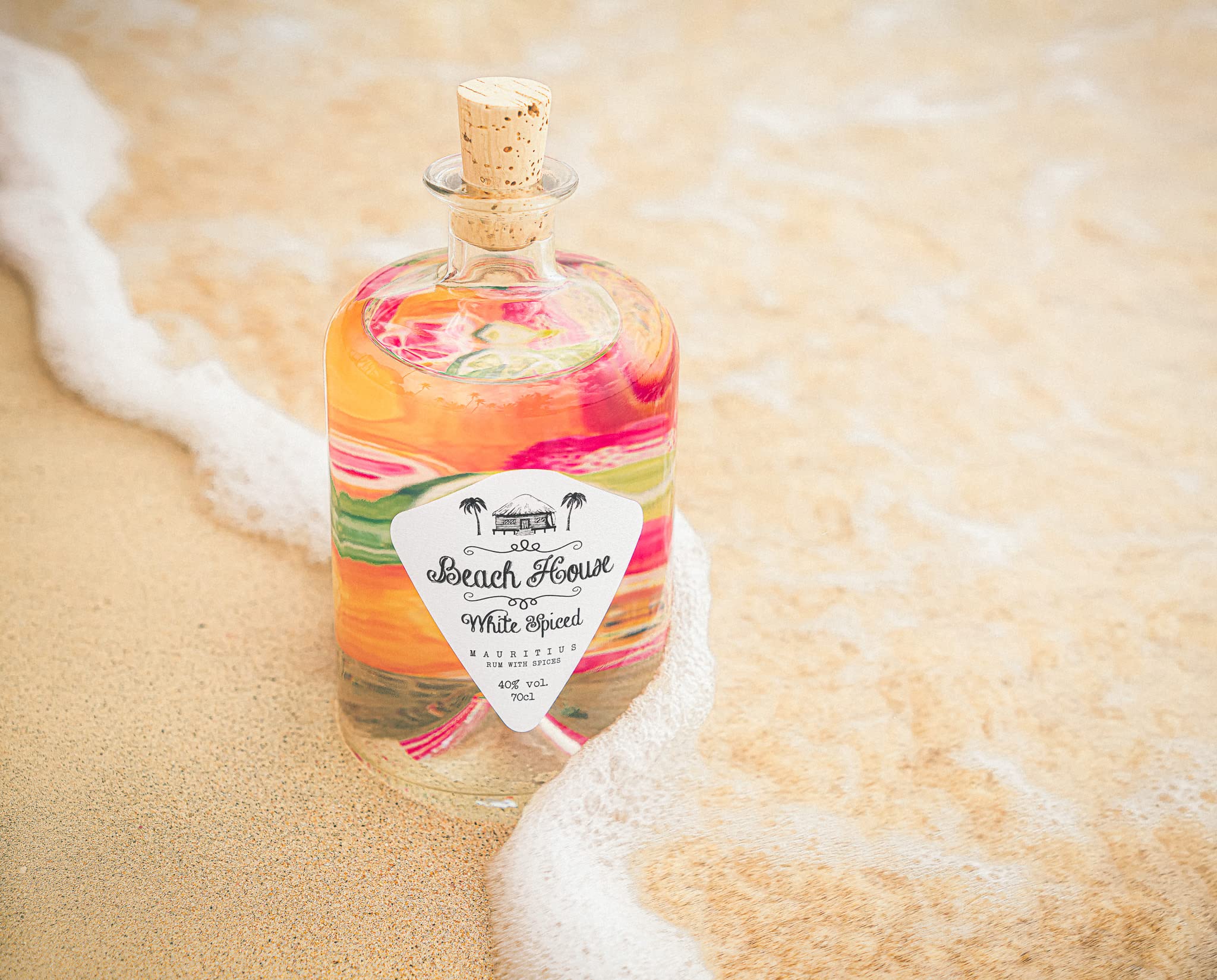 Beach House White Spiced 40° Rum - Perfect for Cocktails & Beach Parties