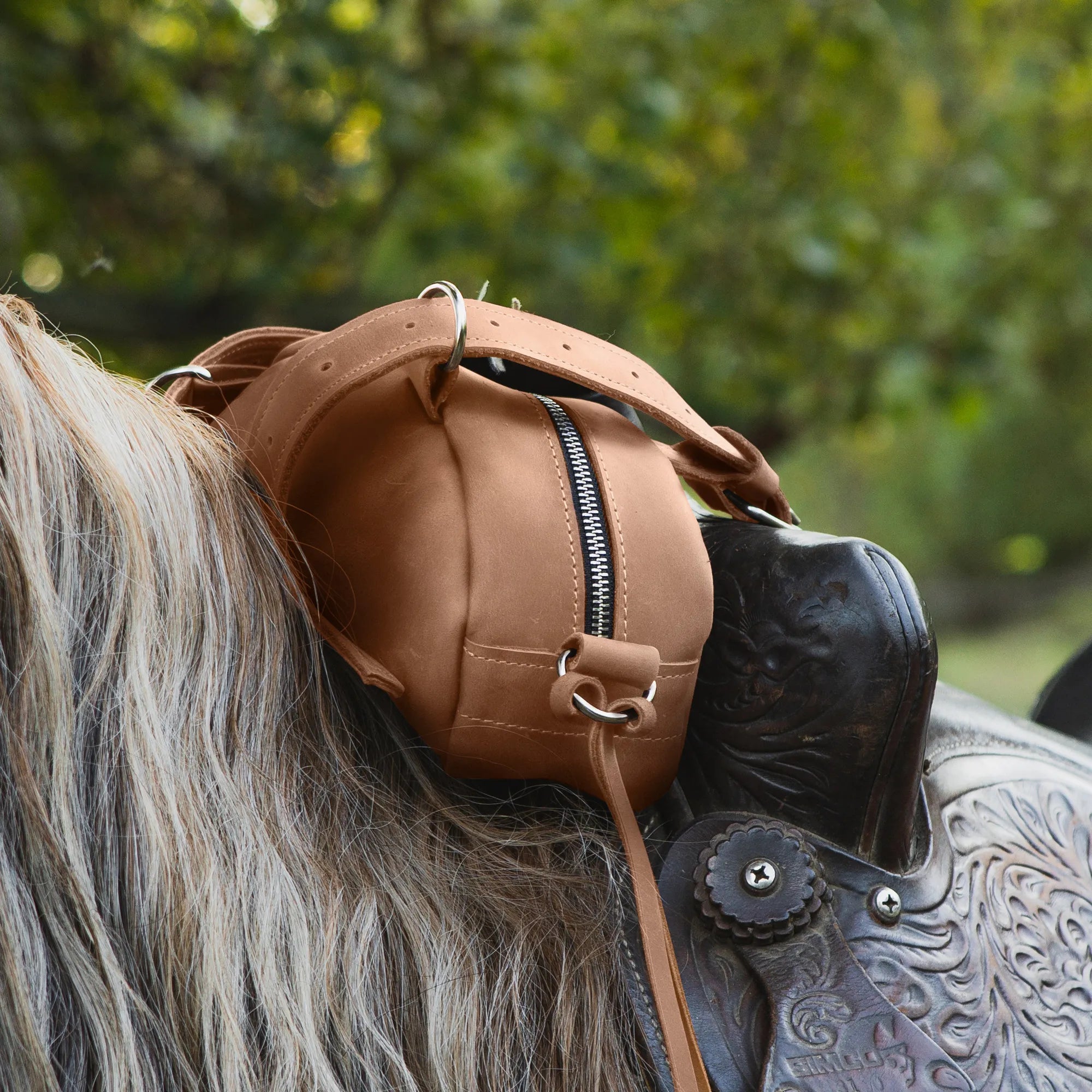Custom Horse Saddle Bag - Durable Leather Equestrian Saddlebag for Riding, Trail & Show - Perfect for Western & English Riders