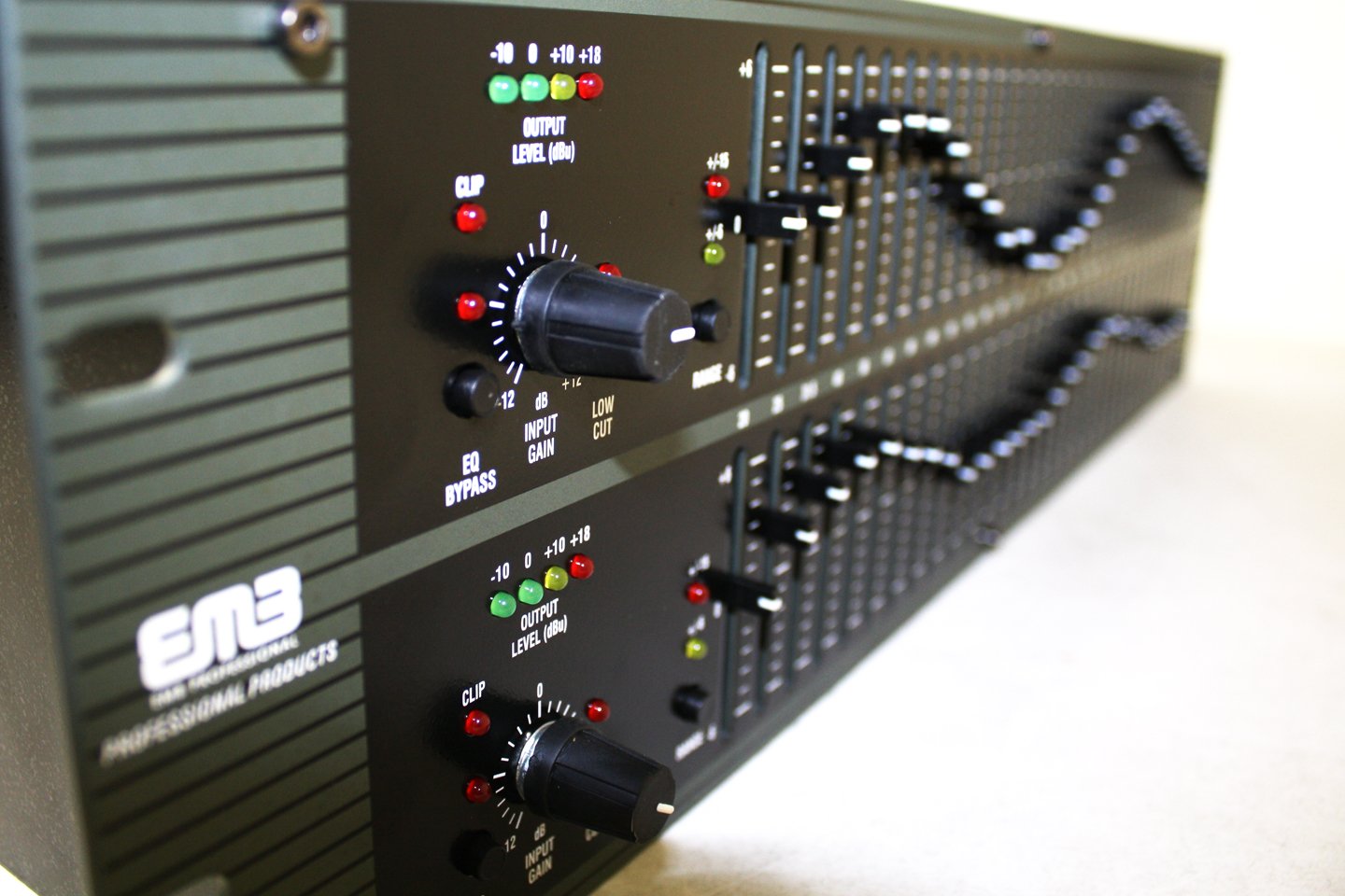 EMB Professional 7-Band Graphic Equalizer & Limiter EB731EQ for Live Sound, Studio Recording & DJ Mixing