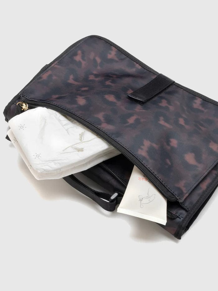 Storksak Premium Baby Changing Station - Portable Diaper Bag for Parents On-The-Go | Perfect for Travel, Daycare & Family Outings