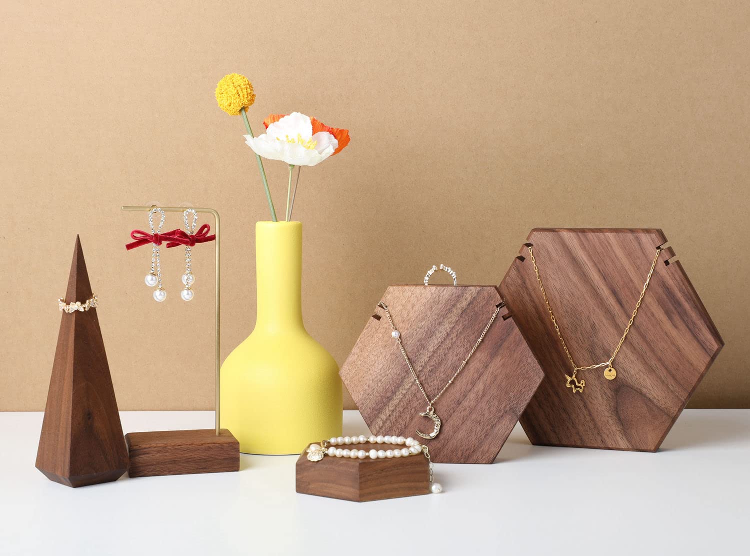 GemeShou 3-Piece Walnut Wood Necklace Display Stand Set - Hexagon Jewelry Holder Organizer for Retail Stores & Boutiques | Perfect for Necklace Storage, Showcase, and Selling in Jewelry Shops
