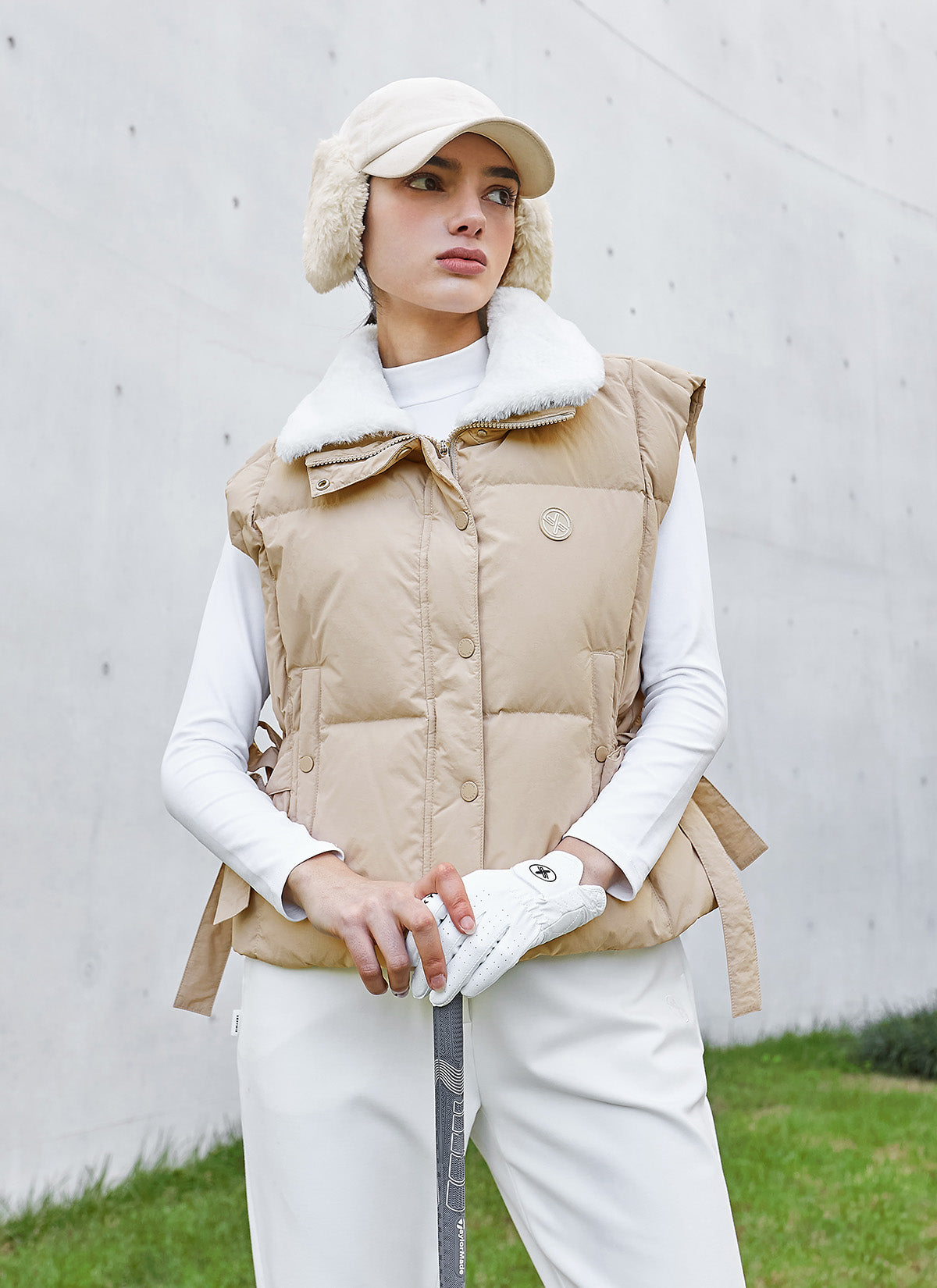 Women's Faux Fur Collar Goose Down Vest - Warm Winter Puffer Jacket for Outdoor Activities, Hiking & Casual Wear