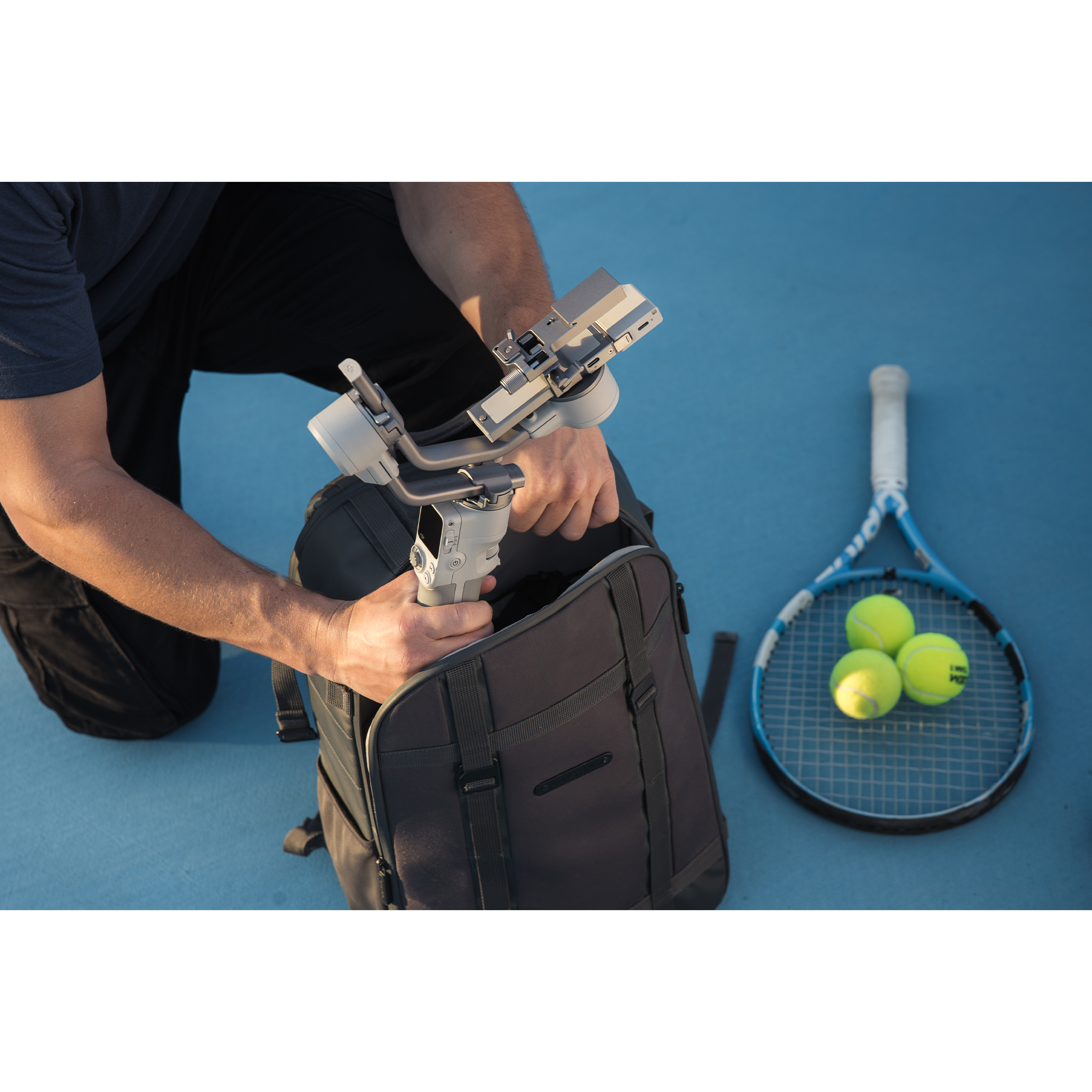 DJI RS 4 Mini 3-Axis Gimbal Stabilizer for Mirrorless Cameras - Perfect for Vlogging, Travel Filming & Content Creation