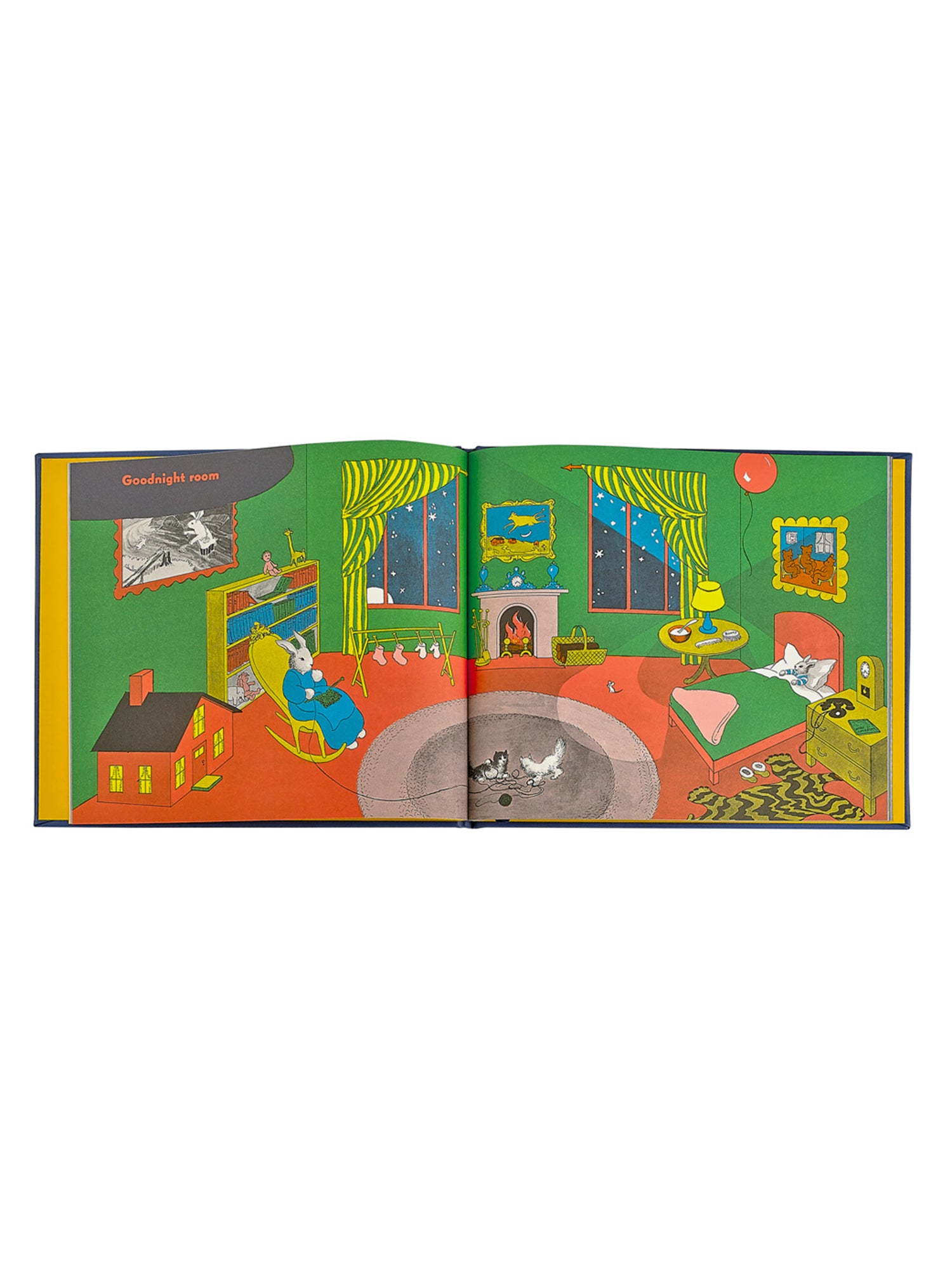 Goodnight Moon 933 0305 - Classic Children's Bedtime Story Book for Kids | Perfect for Reading Aloud at Nighttime
