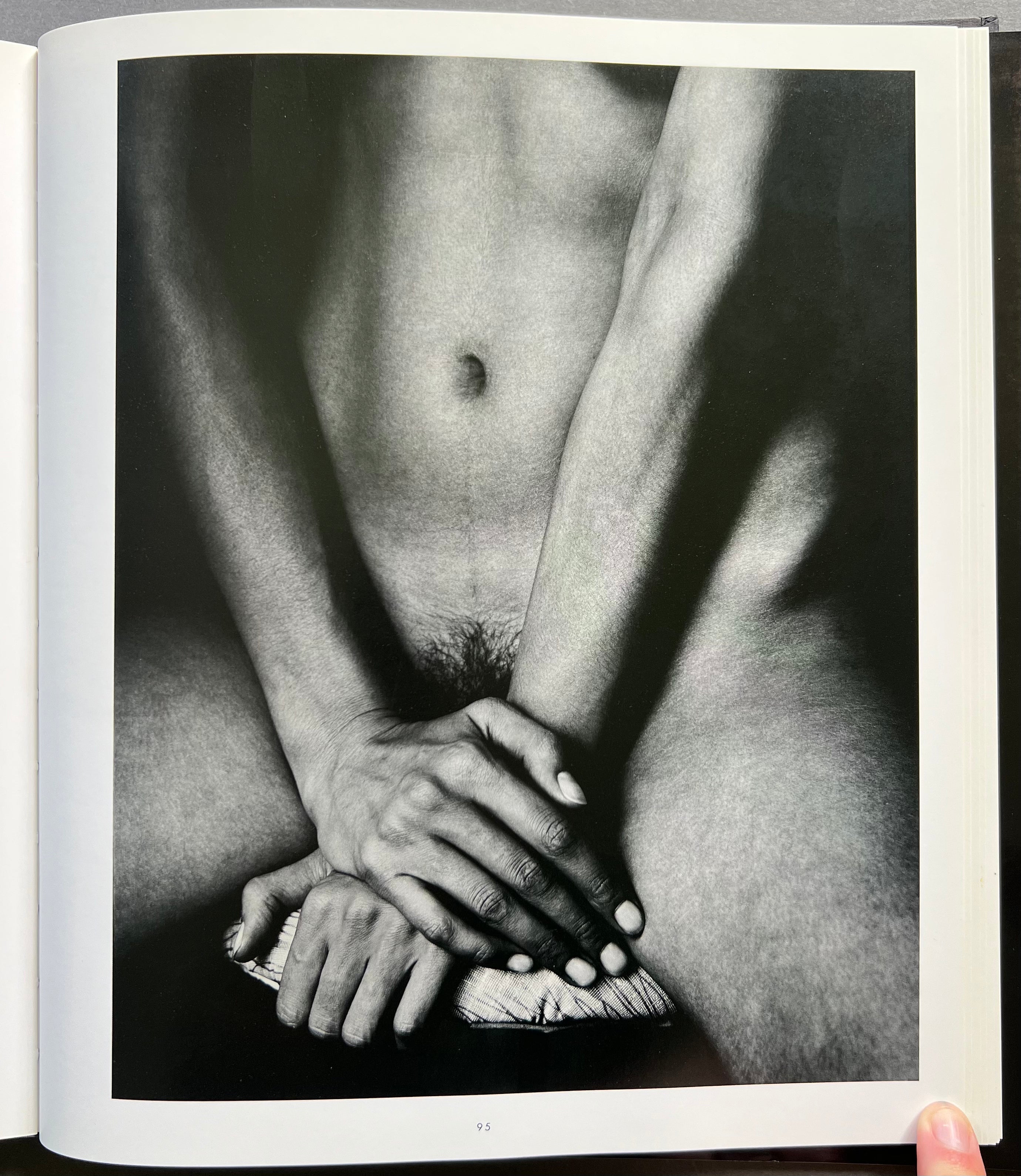 Albert Watson & James Crump Photography Books - Art, Fashion & Celebrity Portraits | Collectible Coffee Table Books for Home Decor, Gift Ideas & Photography Enthusiasts