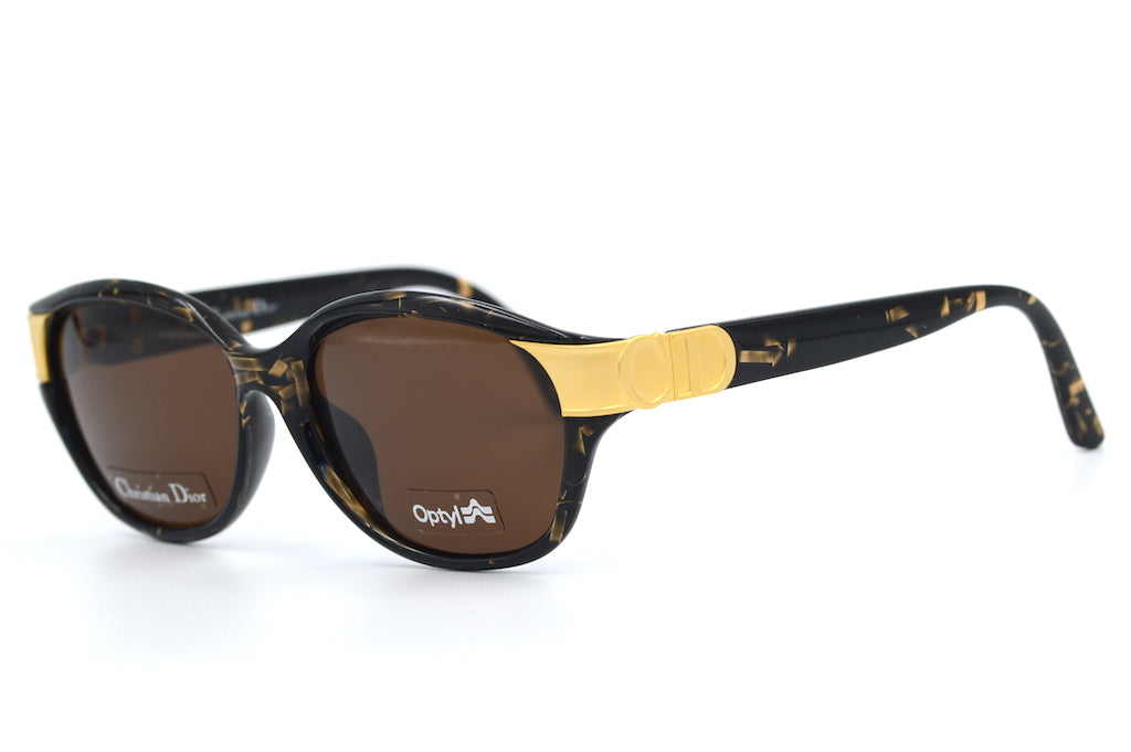 Christian Dior 2906 91 Sunglasses - Luxury Designer Shades for Women | UV Protection & Fashion Statement | Perfect for Beach, Driving & Outdoor Activities
