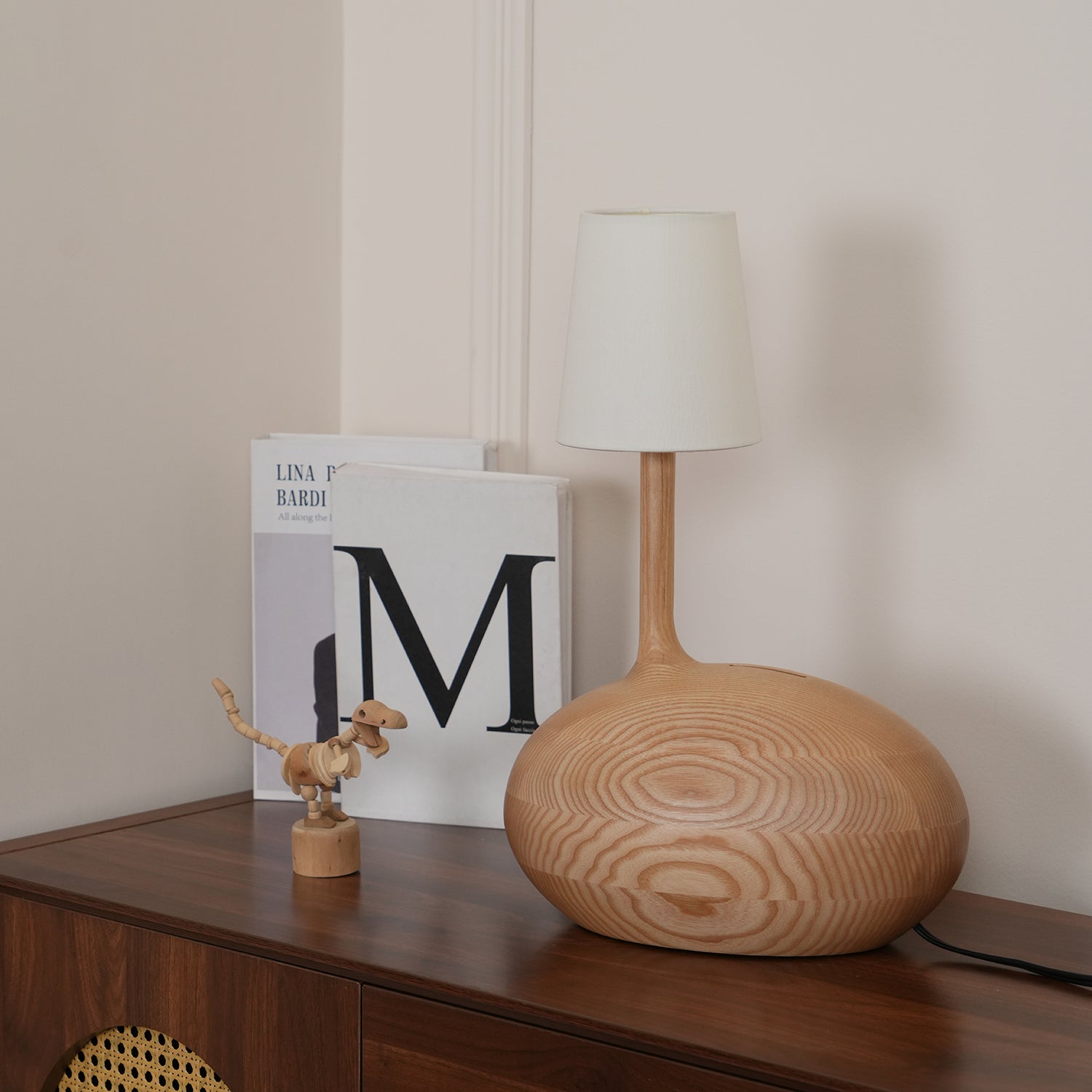 Snail-Shaped LED Night Light - Cute & Dimmable Desk Lamp for Kids Room, Nursery, Bedroom - Perfect for Reading, Decor, and Relaxation
