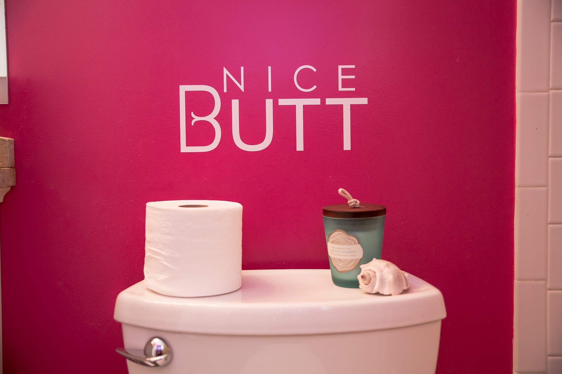 Funny Bathroom Sign - Nice Butt Black Vinyl Toilet Decoration for Bathroom Humor | Perfect for Home, Office or Restaurant Restroom Decor