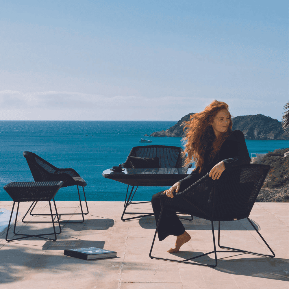 Breeze Outdoor Lounge Chair - Lightweight & Weather-Resistant Patio Furniture for Poolside, Garden, and Backyard Relaxation