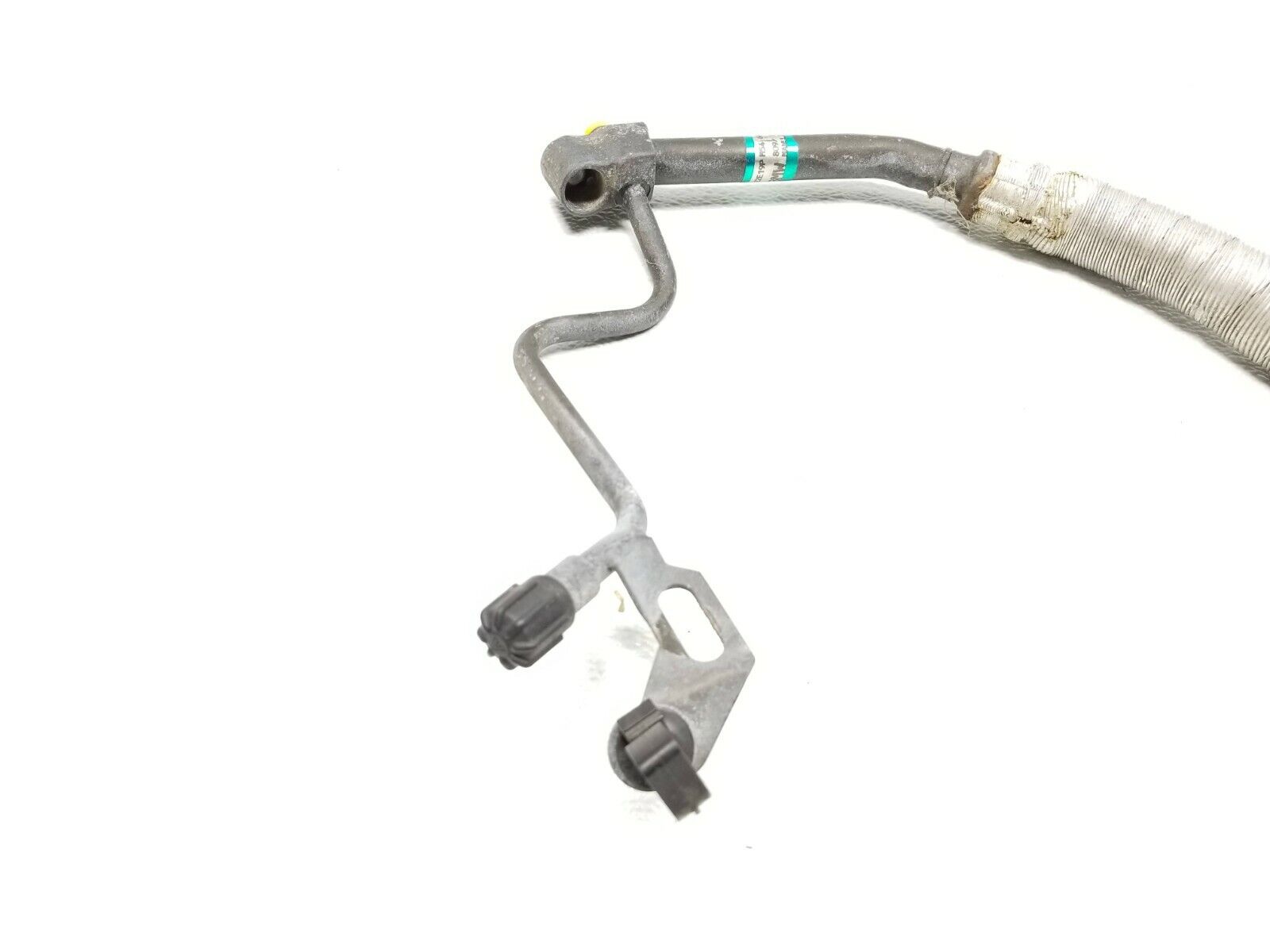 BMW E46 325xi AC Hose Pipe Line Replacement Part - OEM Quality Fit for 2001-2005 Models - Perfect for AC System Repair & Maintenance