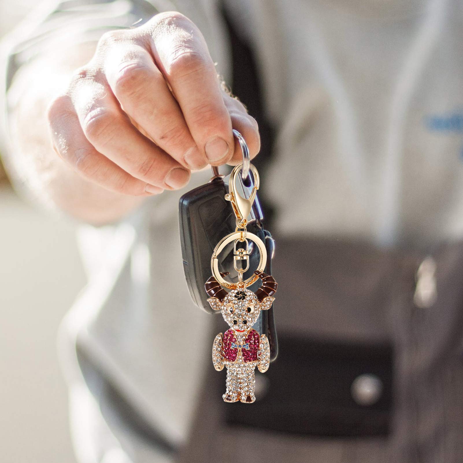 PRETYZOOM 1pc Metal Keychain with Pendant - Stylish Key Ring Holder for Bags, Keys & Accessories | Perfect for Everyday Use, Gifts & Travel Essentials