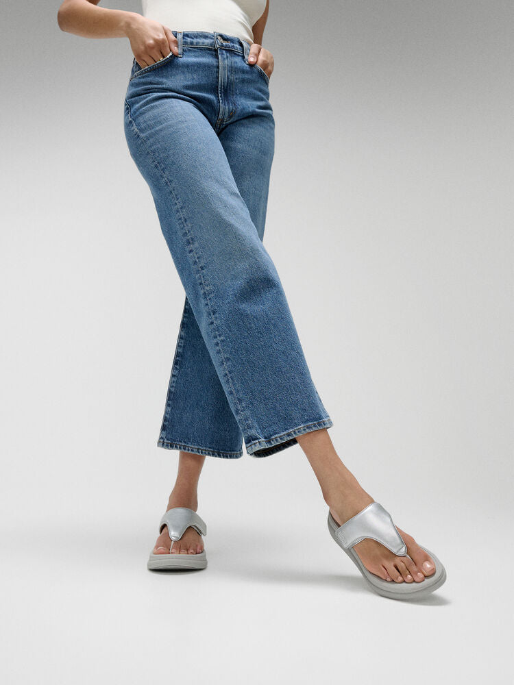 FitFlop F Mode Go Adjustable Flatform Sandals for Women - Comfortable Slip-On Walking Shoes with Arch Support - Silver | Perfect for Casual Outings, Beach Trips, and Summer Fashion