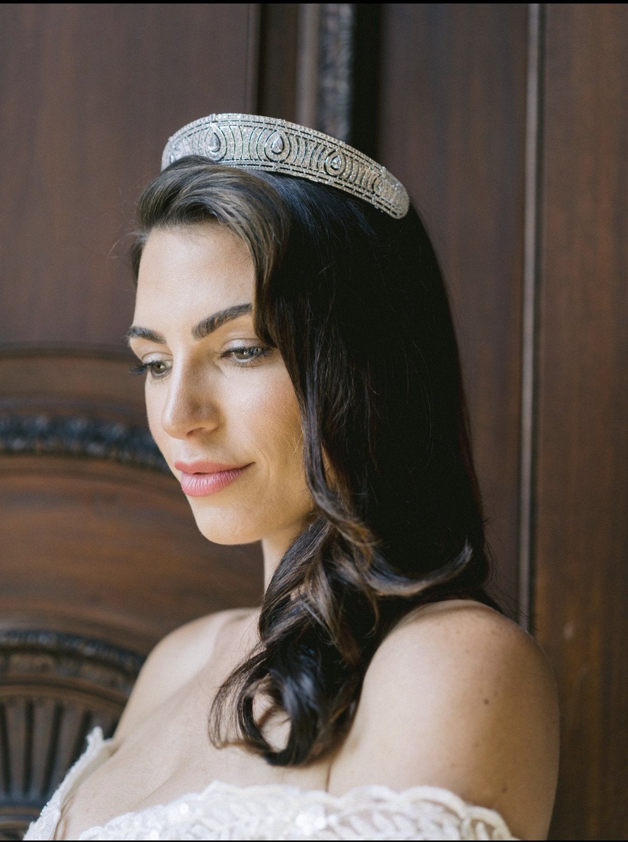 ANNE Simulated Diamond Bandeau Tiara - Elegant Crystal Rhinestone Headband for Weddings, Prom, Pageants & Special Occasions