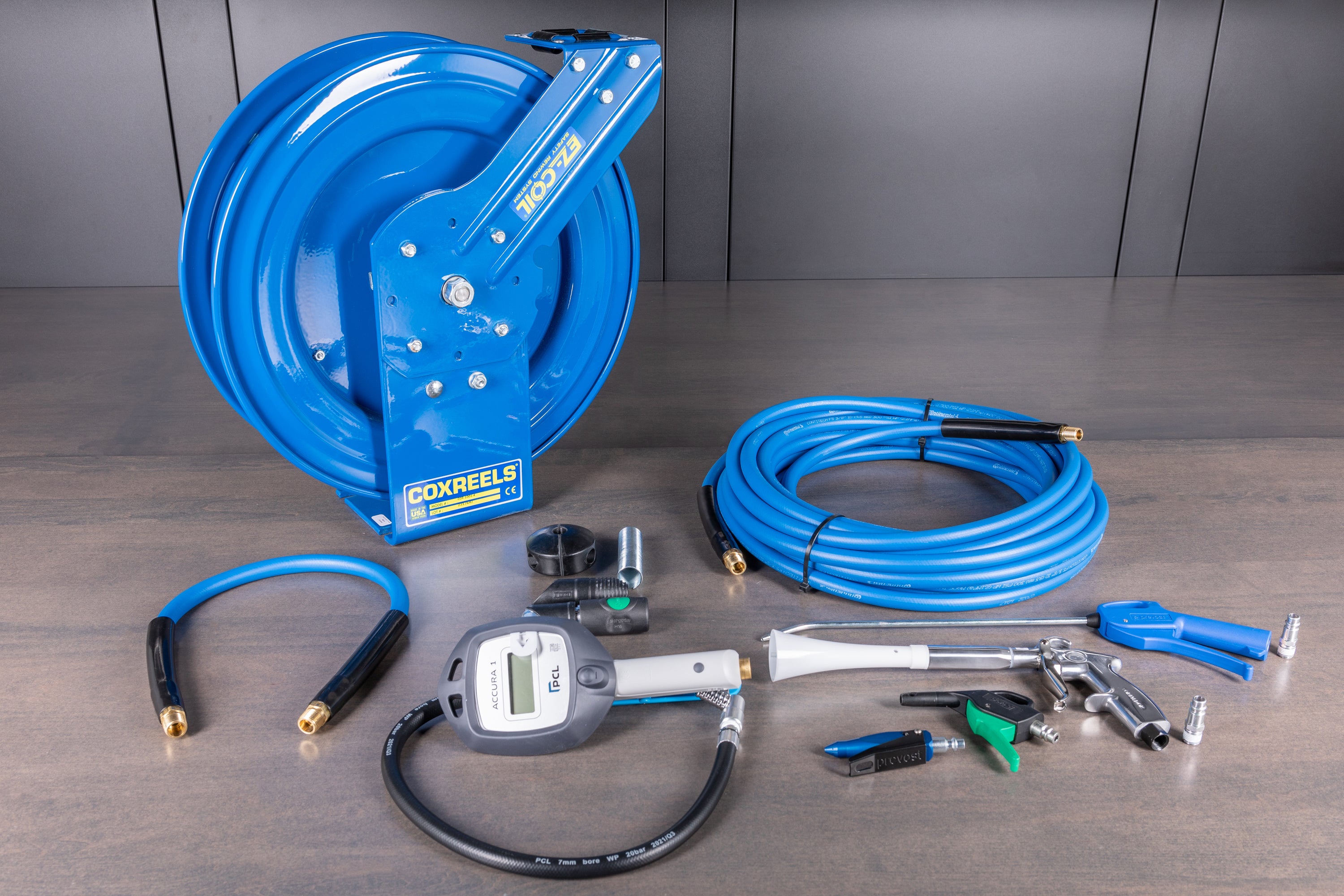 Heavy Duty Compressed Air Hose Reel Kit with 50ft Retractable Hose - Perfect for Garage, Workshop & Industrial Air Tool Use