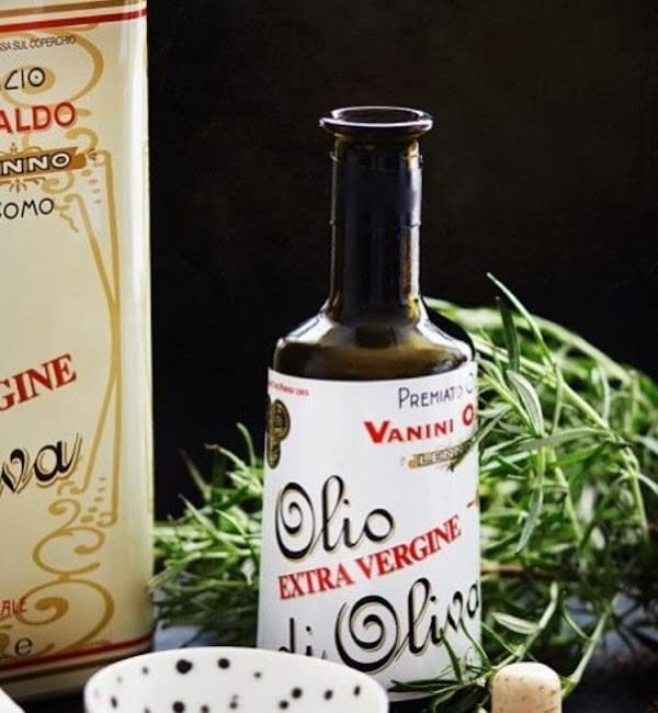 Premiato Oleificio Vanini Osvaldo - Premium Italian Extra Virgin Olive Oil from Como - 8.45 Fl Oz (6-Pack) - Ideal for Salads, Cooking & Gourmet Gifts