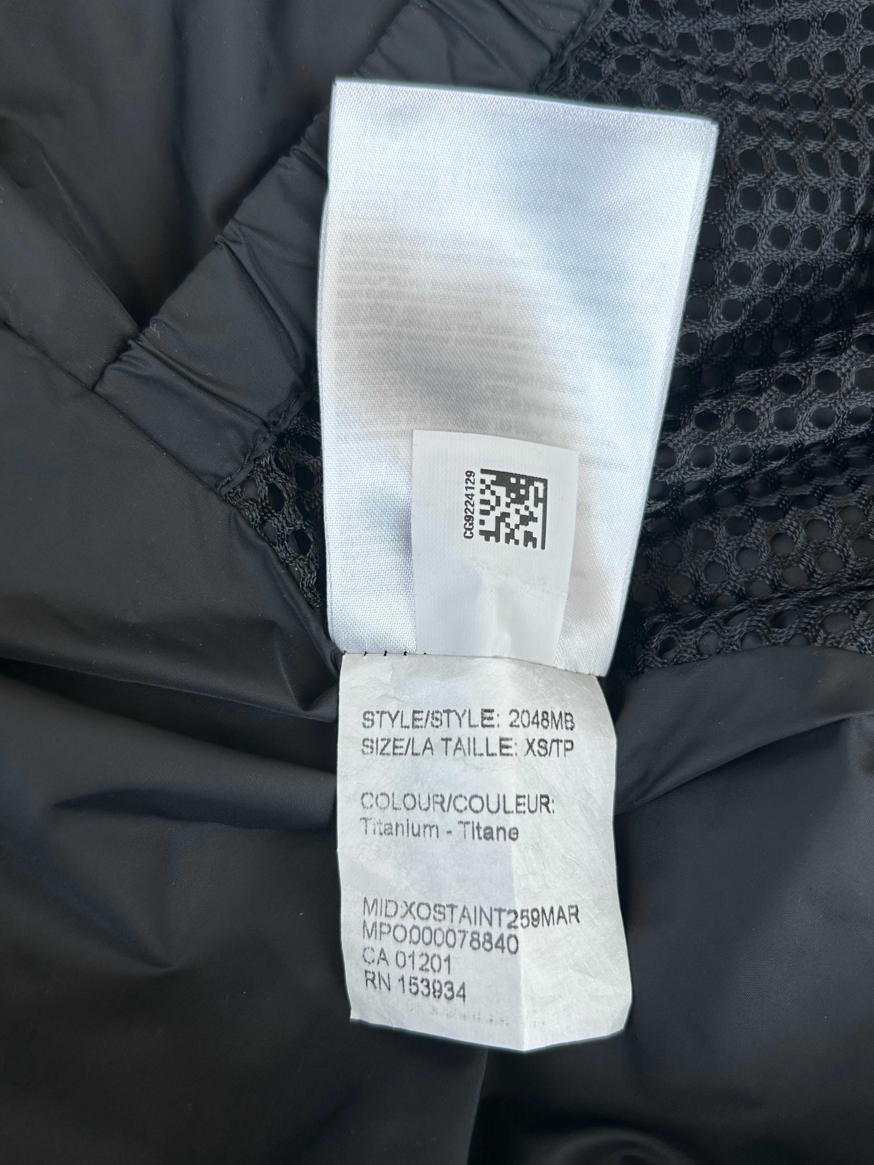 Canada Goose Titanium Wyndham Black Label Men's Winter Jacket - Premium Waterproof Down Parka for Extreme Cold Weather - Perfect for Skiing, Hiking & Urban Winter Wear