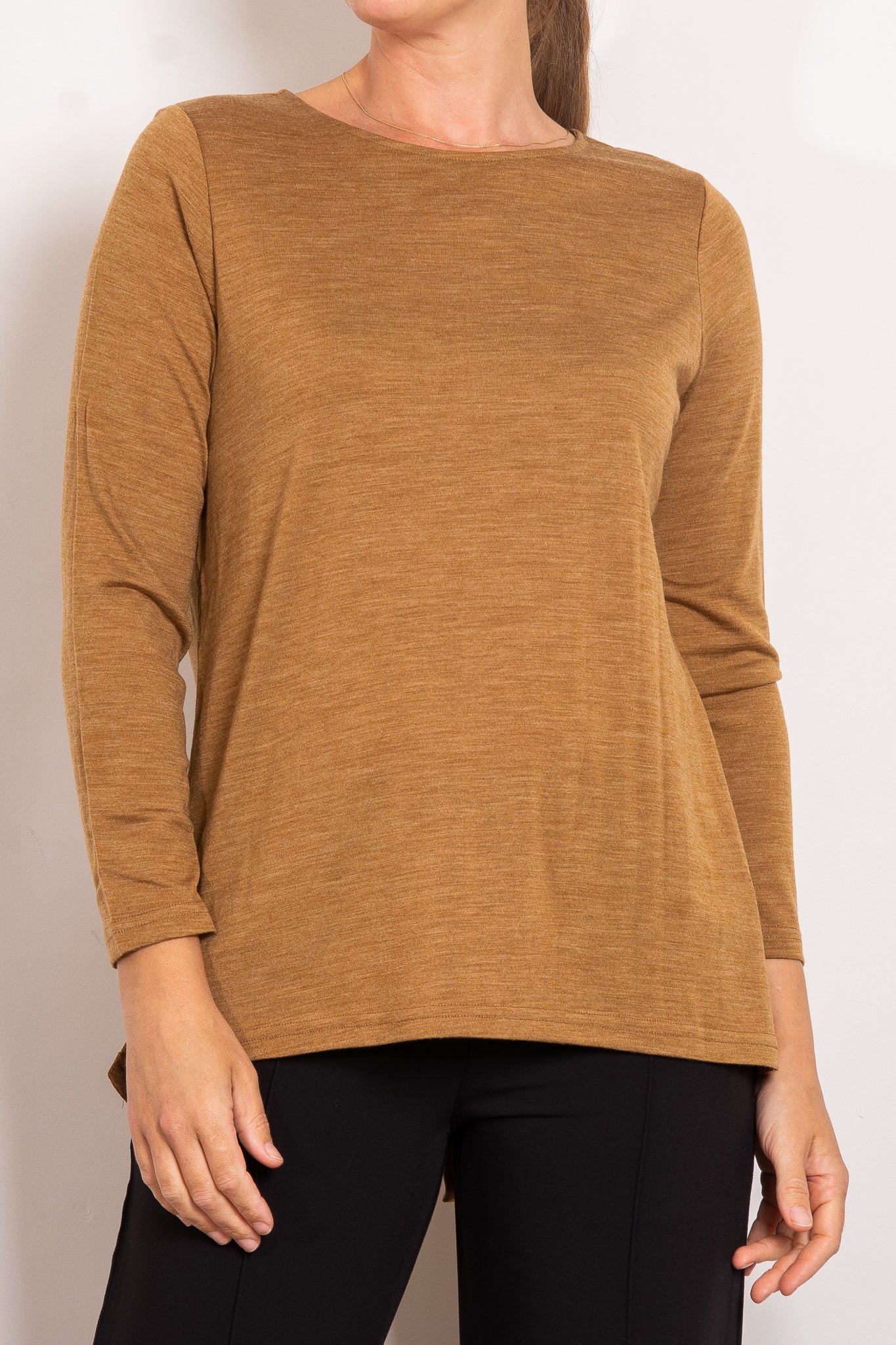 Vassalli Merino Wool Back Button Top for Women - Soft & Comfortable Pullover Sweater for Fall & Winter Layering