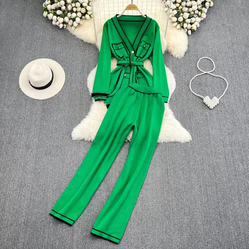 Vintage Women's 2-Piece Knit Cardigan Set - Long Sleeve V-Neck Sweater & Straight Leg Pants, Contrast Color Outfit for Fall/Winter Fashion | Office Wear, Date Night, Casual Chic Outfits