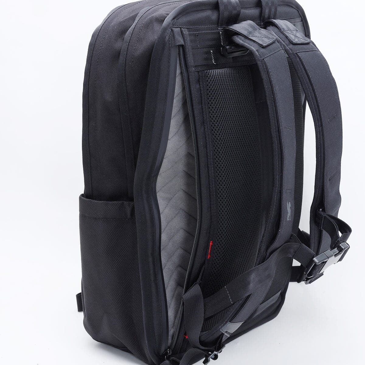 Hawes 26L Backpack - Lightweight Hiking Daypack for Men & Women, Water-Resistant Outdoor Climbing Pack - Perfect for Camping, Travel & Daily Commute