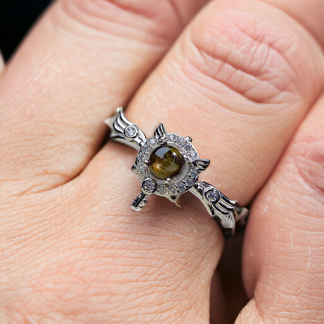 18K Gold Angel Wings Black Star Sapphire Ring for Women - Elegant Jewelry Gift for Birthday, Anniversary & Valentine's Day | NS2407