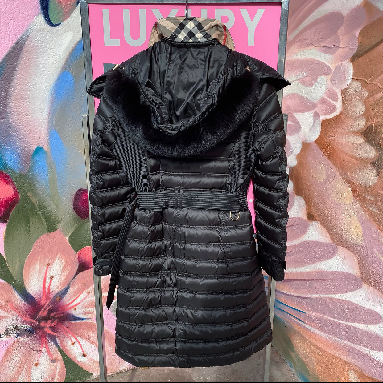 Burberry Black Down Chesterford Puffer Coat with Hood - Women's Winter Jacket, Size M (US 6/8) | Waterproof Warm Parka for Cold Weather, Outdoor Activities & Fashion Streetwear