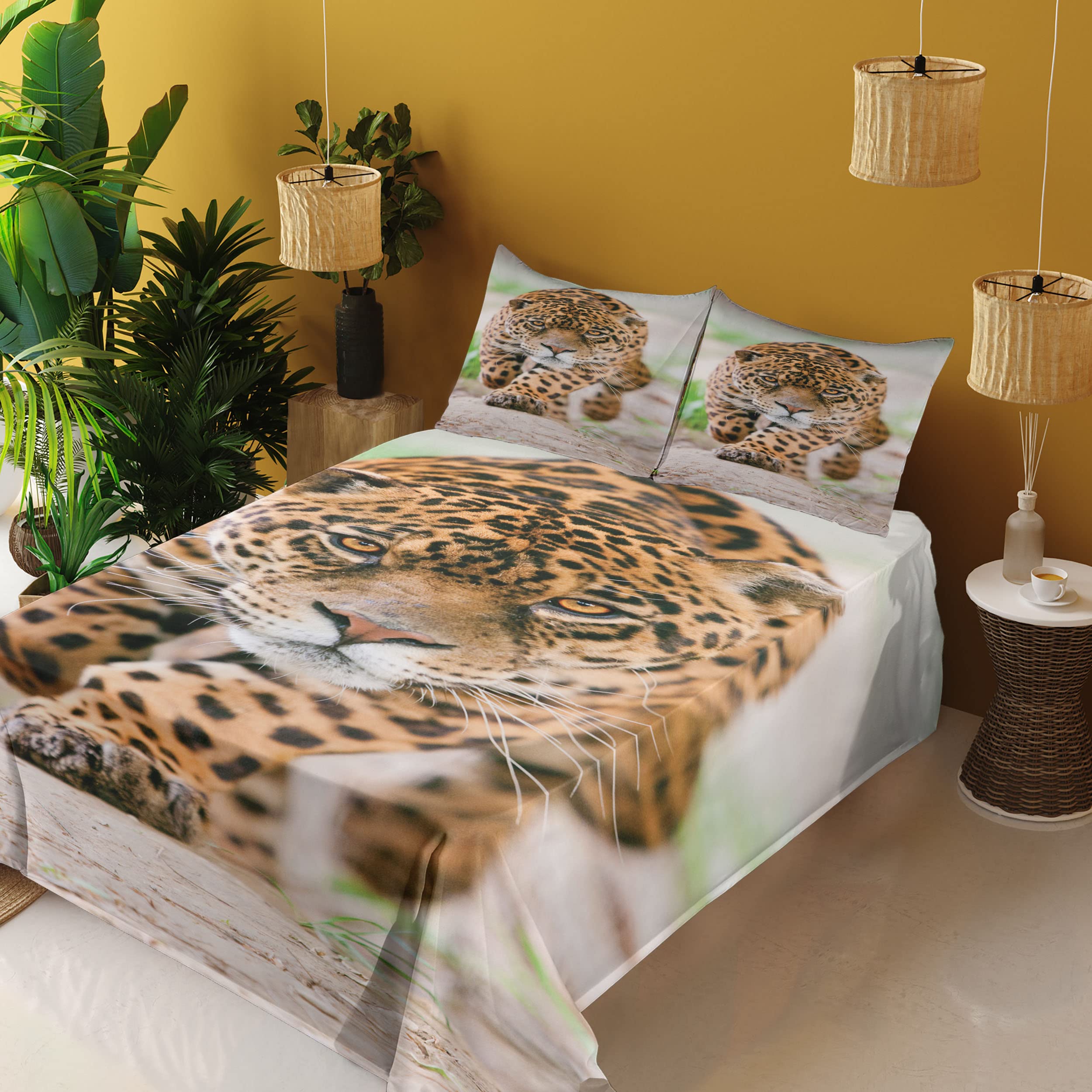 Ambesonne Leopard Print 4-Piece King Size Sheet Set - Jungle Wildlife Safari Bedding with Fitted Sheet, Flat Sheet & Pillowcases in Yellow & Beige | Perfect for African-Themed Bedrooms, Guest Rooms & Wild Animal Lovers