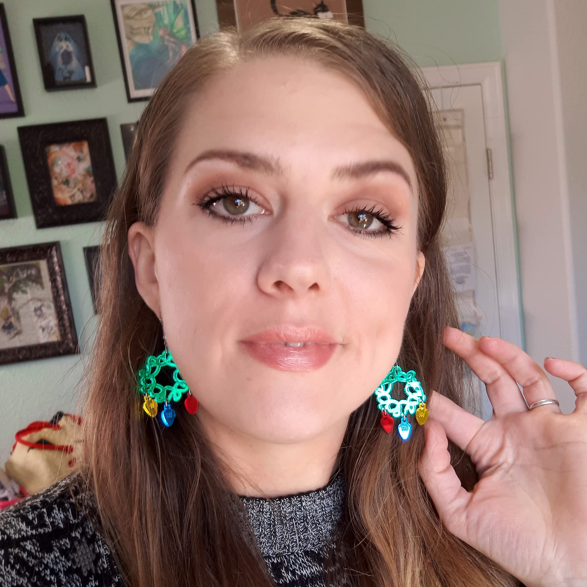 Stylish Tangled String Lights Wreath Chandelier Mirror Acrylic Dangle Earrings - Christmas Holiday Winter Jewelry for Party, Gift & Festive Decor