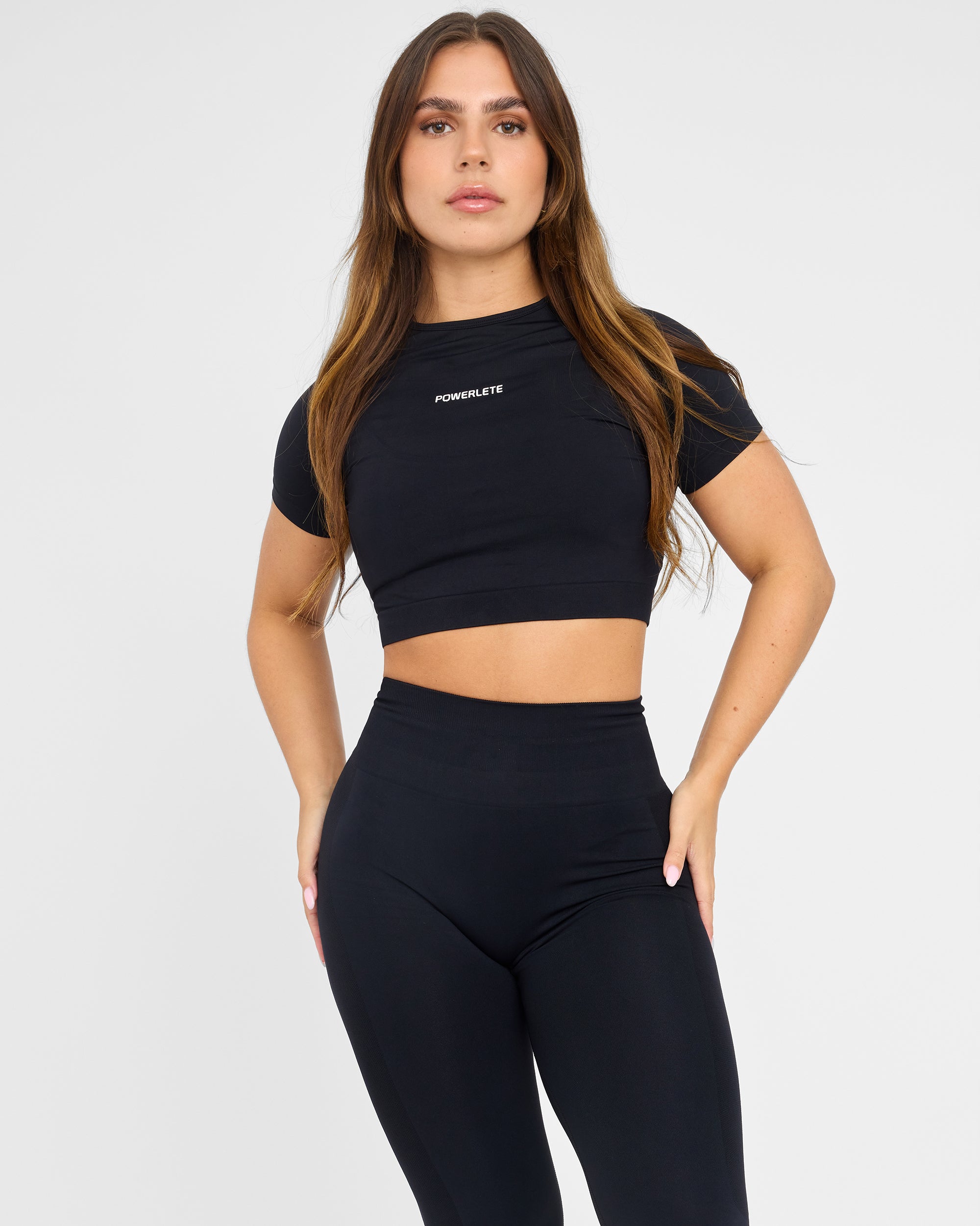 Evolve Seamless SS Crop Top - Women's Workout Tank Top for Yoga, Gym & Running - Breathable Athletic Shirt for Fitness & Activewear