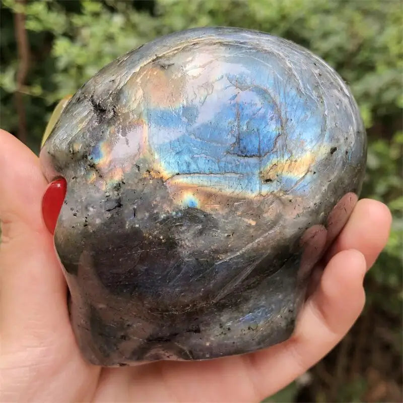 Natural Labradorite Stone Carved Alien Skull Statue - Healing Crystal Decor, Spiritual Gemstone Collection for Home Altar, Meditation Space & Gift Giving