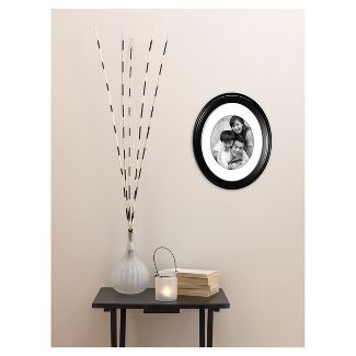 5 x 7 Inch Oval Picture Frame - Black Wooden Photo Frame for Wall or Tabletop Display - Perfect for Family Photos, Wedding Pictures & Home Decor