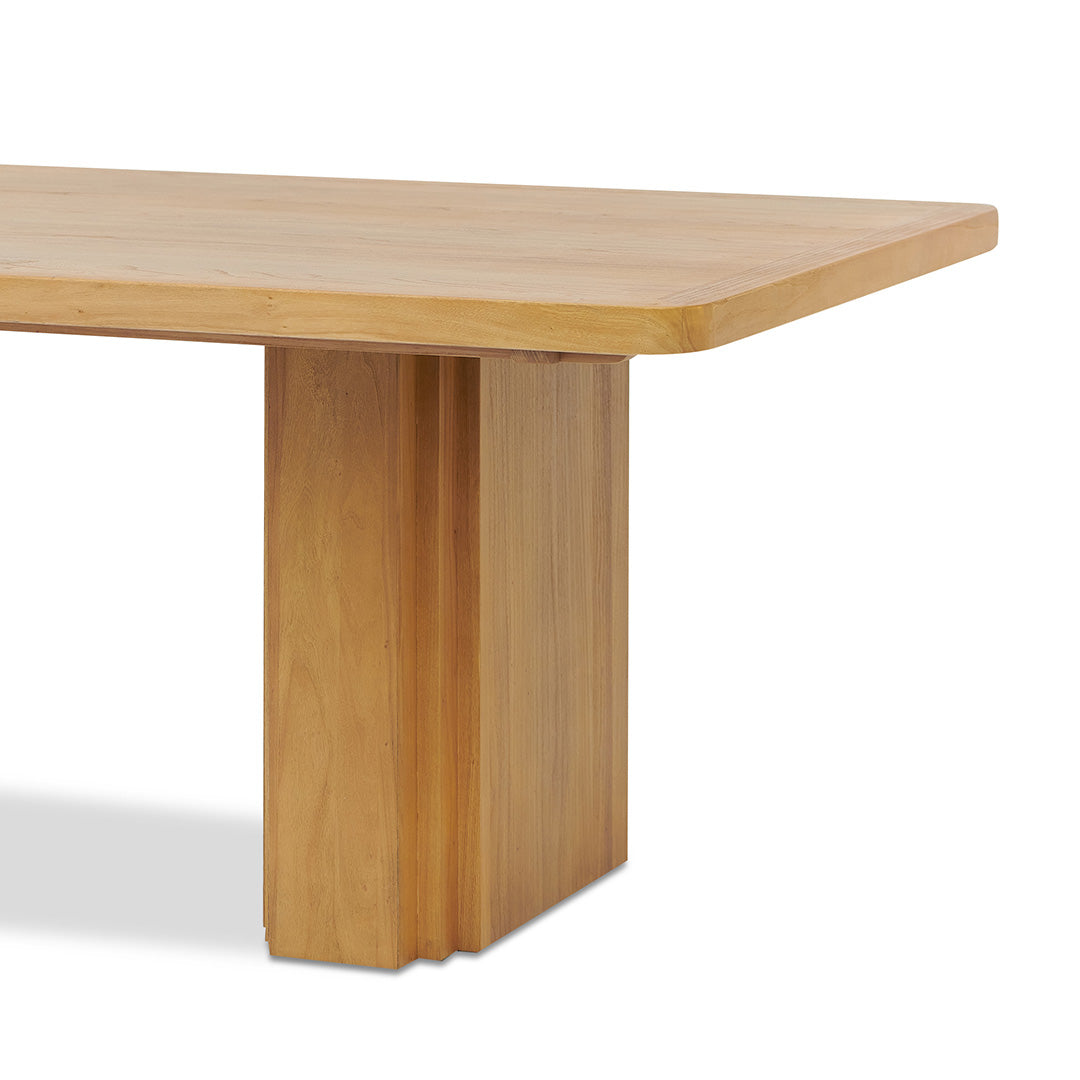 3M Elm Wood Dining Table - Natural Finish, Rustic Farmhouse Style for Kitchen & Dining Room - Perfect for Family Gatherings & Dinner Parties