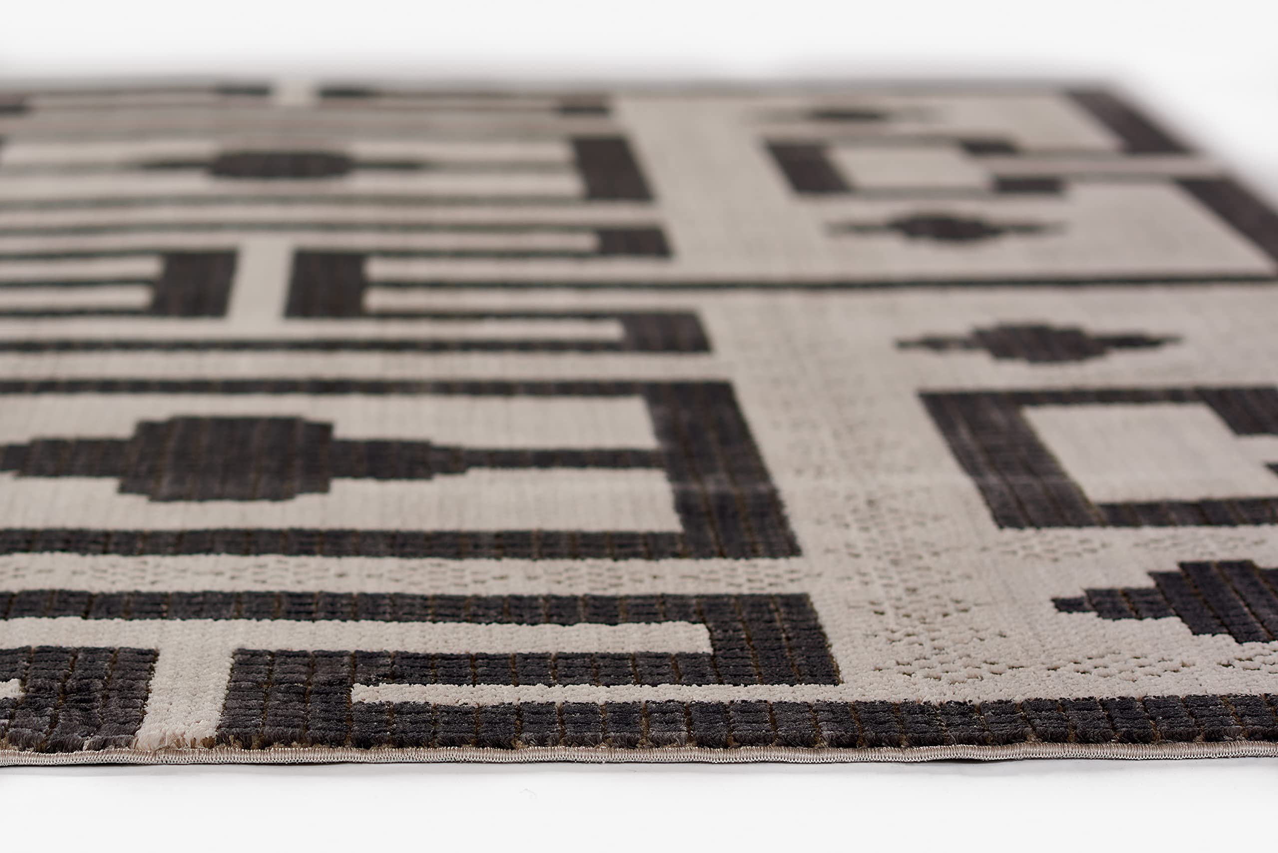 Momeni Noho Ivory Polyester Area Rug 7'10