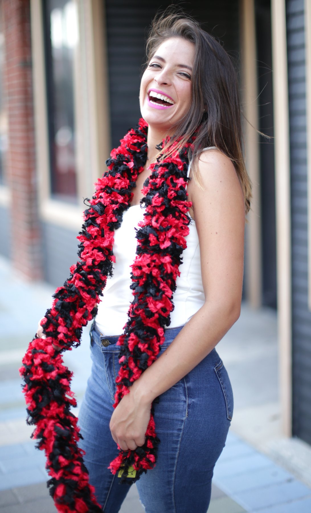 Original Featherless Boa Scarf - Black & Red Fashion Accessory for Women, Perfect for Parties, Weddings, and Evening Events