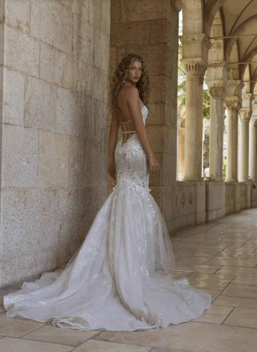 Berta 21 113 Women's Dress Size 12 - Elegant Evening Gown for Parties, Weddings & Special Occasions