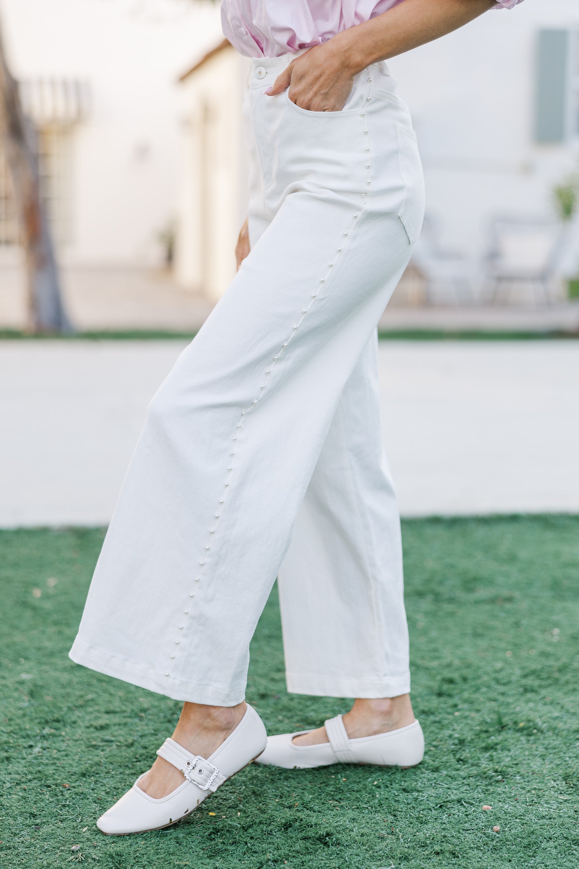 Coastal Muse White Pearl Embellished Jeans for Women - Trendy High Waist Skinny Denim Pants with Pearl Details | Perfect for Casual Outings, Date Nights & Beach Vacations