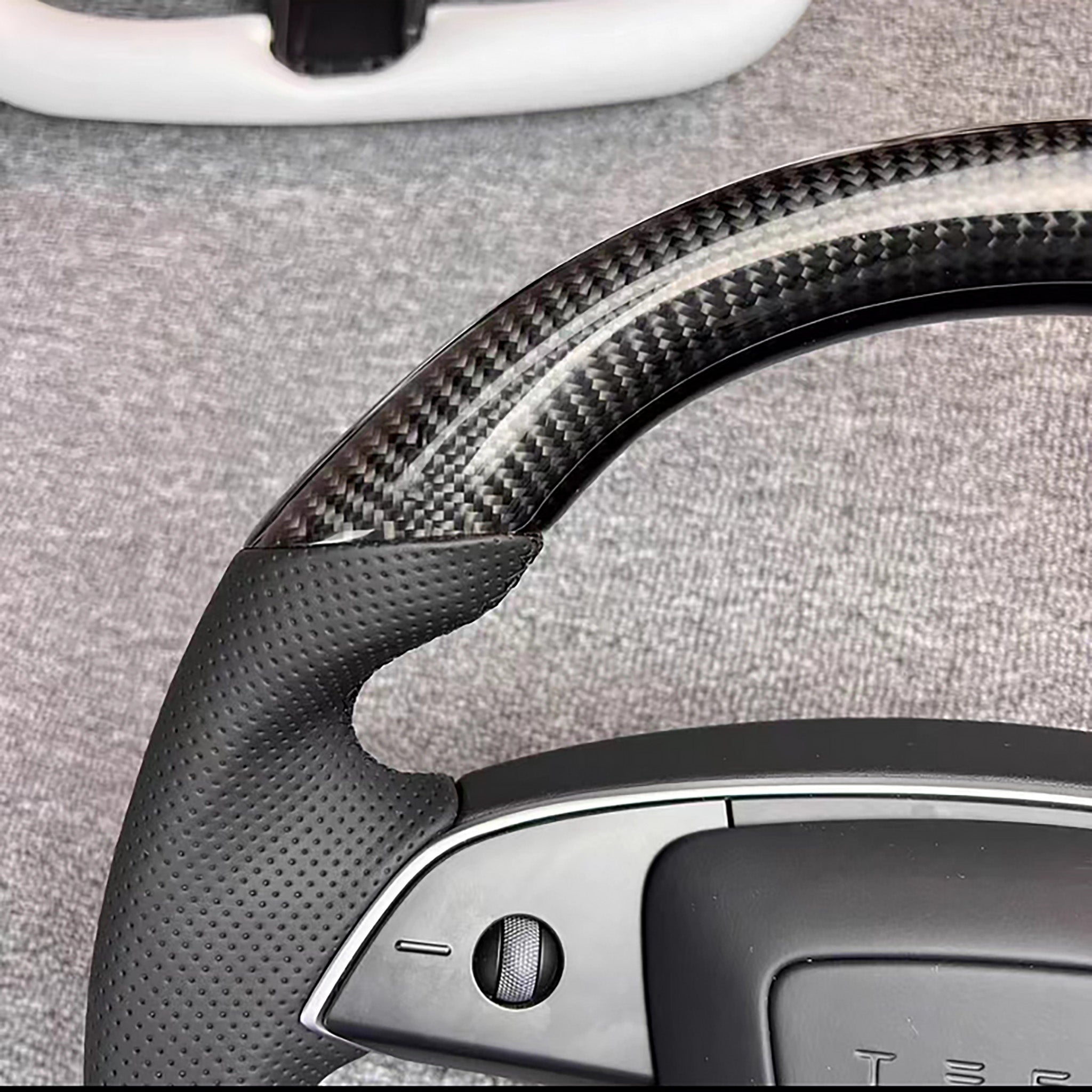 Custom Carbon Fiber Steering Wheel for 2024+ Tesla Model 3 Highland - Premium Racing Style Upgrade for Enhanced Grip & Performance - Perfect for Track Days & Sporty Driving
