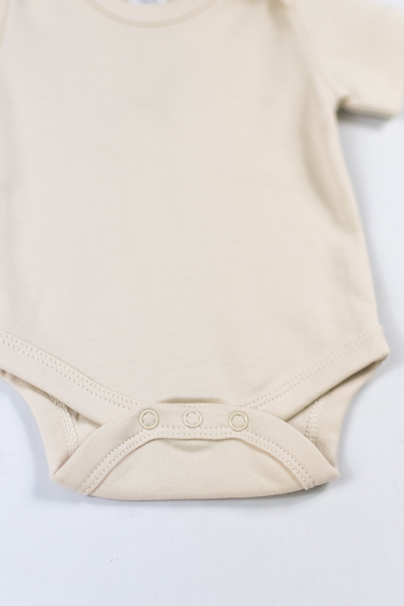 Classic Natural Short Sleeve Baby Bodysuit - Unisex Organic Cotton Onesie for Newborns & Infants - Perfect for Playtime, Daycare & Family Outings