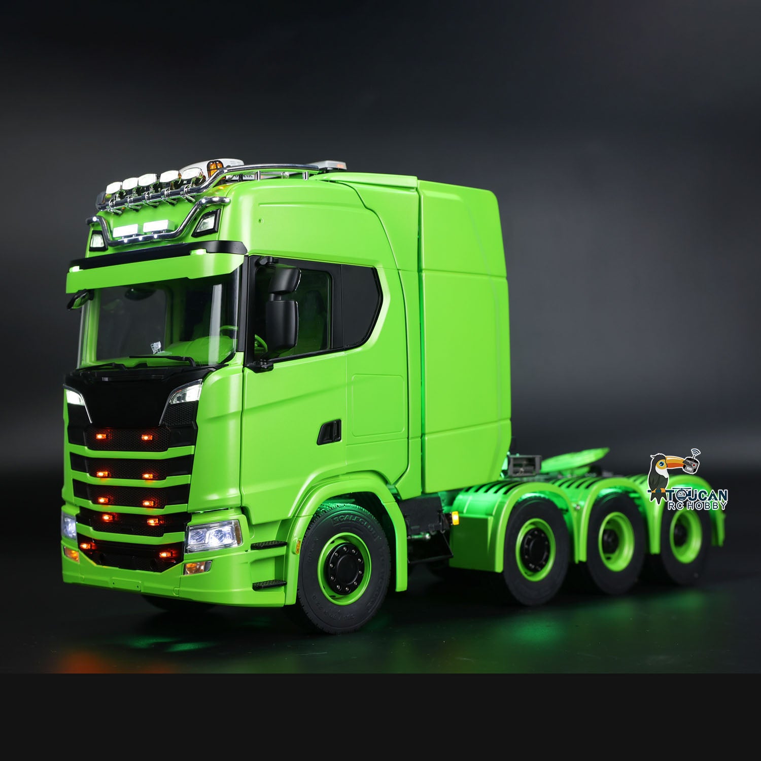 1/14 Scale 8x8 Metal Chassis RC Tractor Truck 770S - 2.4GHz Remote Control Lorry with RTR, Battery, Warning Lights & Magnetic Roof Spotlight - Perfect for Off-Road Racing, Construction Play & RC Hobby Enthusiasts