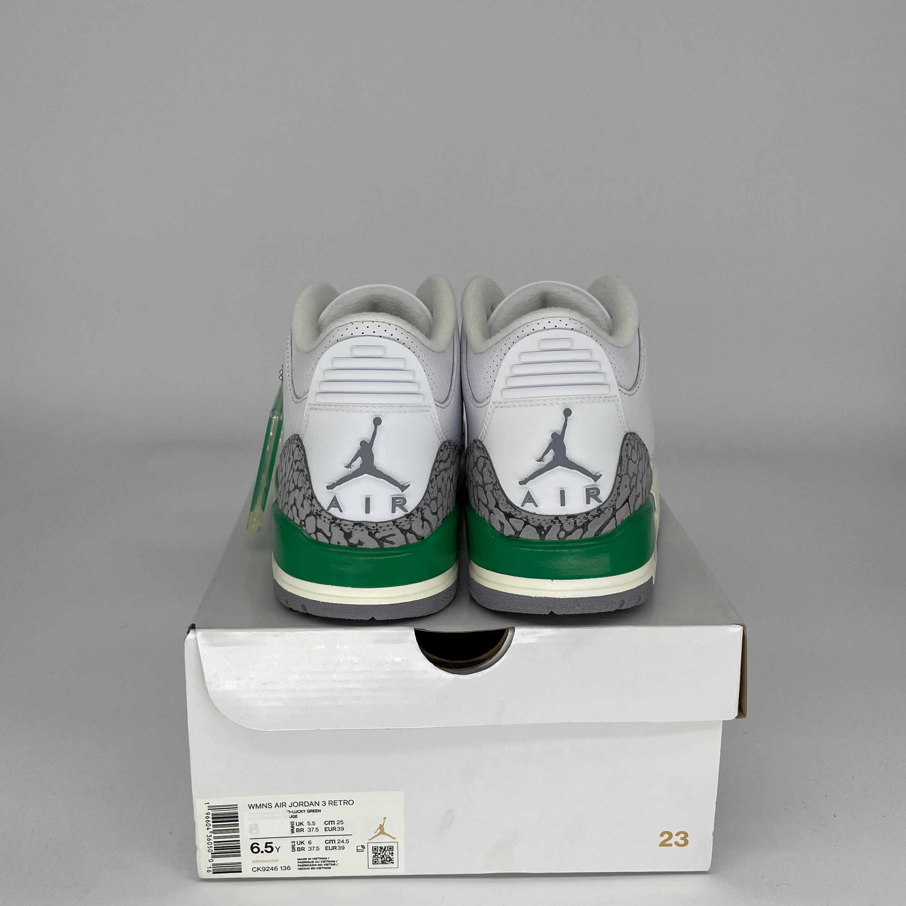 AIR JORDAN 3 LUCKY GREEN Women's Basketball Shoes Size 6.5/8W - Style CK9246-136 | Perfect for Streetwear, Sneaker Collecting & Casual Fashion