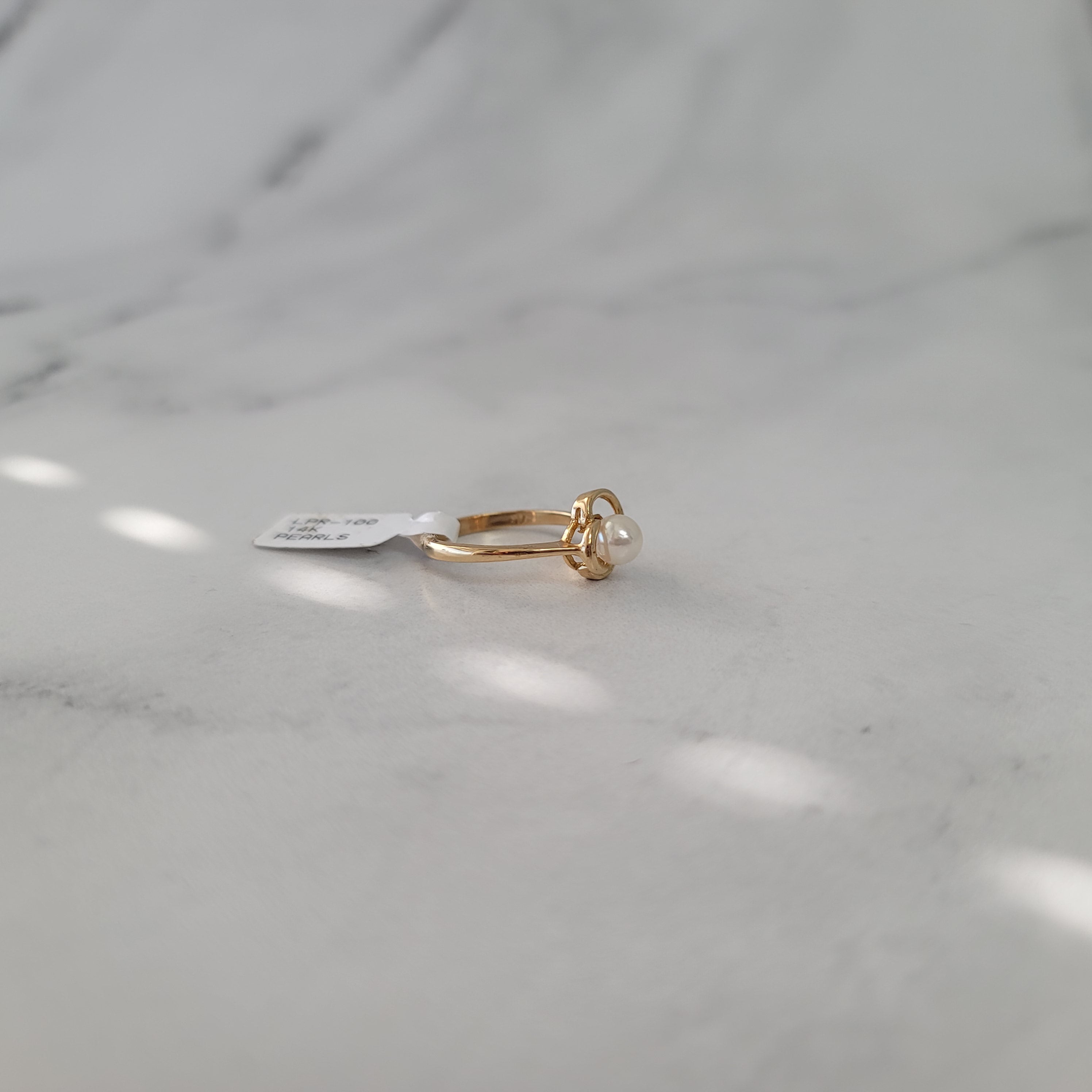 Solitaire Cultured Pearl Diamond Ring in Floral Design 14k Yellow Gold - Elegant Bridal Jewelry for Weddings, Anniversaries & Special Occasions