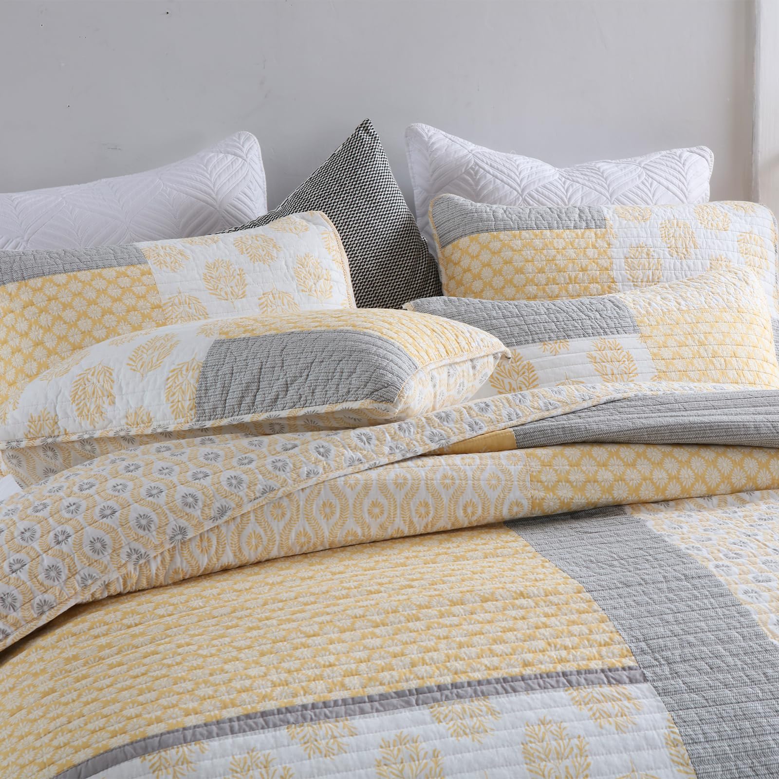 Finlonte Twin Quilt Set - 100% Cotton Reversible Farmhouse Bedspread in Yellow & Grey | Lightweight Patchwork Comforter for Twin Beds (2-Piece Set) | Perfect for Guest Rooms, Dormitories & Cozy Farmhouse Bedrooms