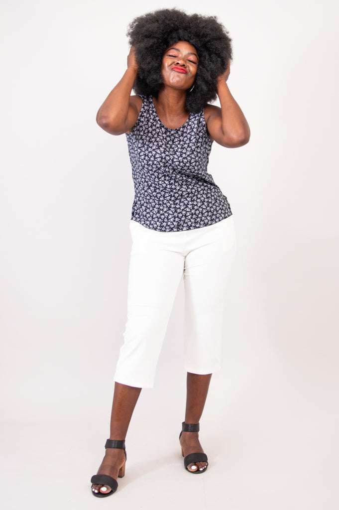 Dee Tank Helga - Women's Casual T-Shirt for Summer, Comfortable & Stylish - Perfect for Daily Wear, Outings, and Relaxing at Home