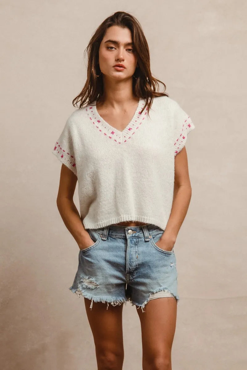 BiBi Knit Solid Contrast Stitch Detail Short Sleeve Sweater for Women | Casual Pullover Top for Spring & Fall | Perfect for Office Wear, Date Nights and Weekend Outfits